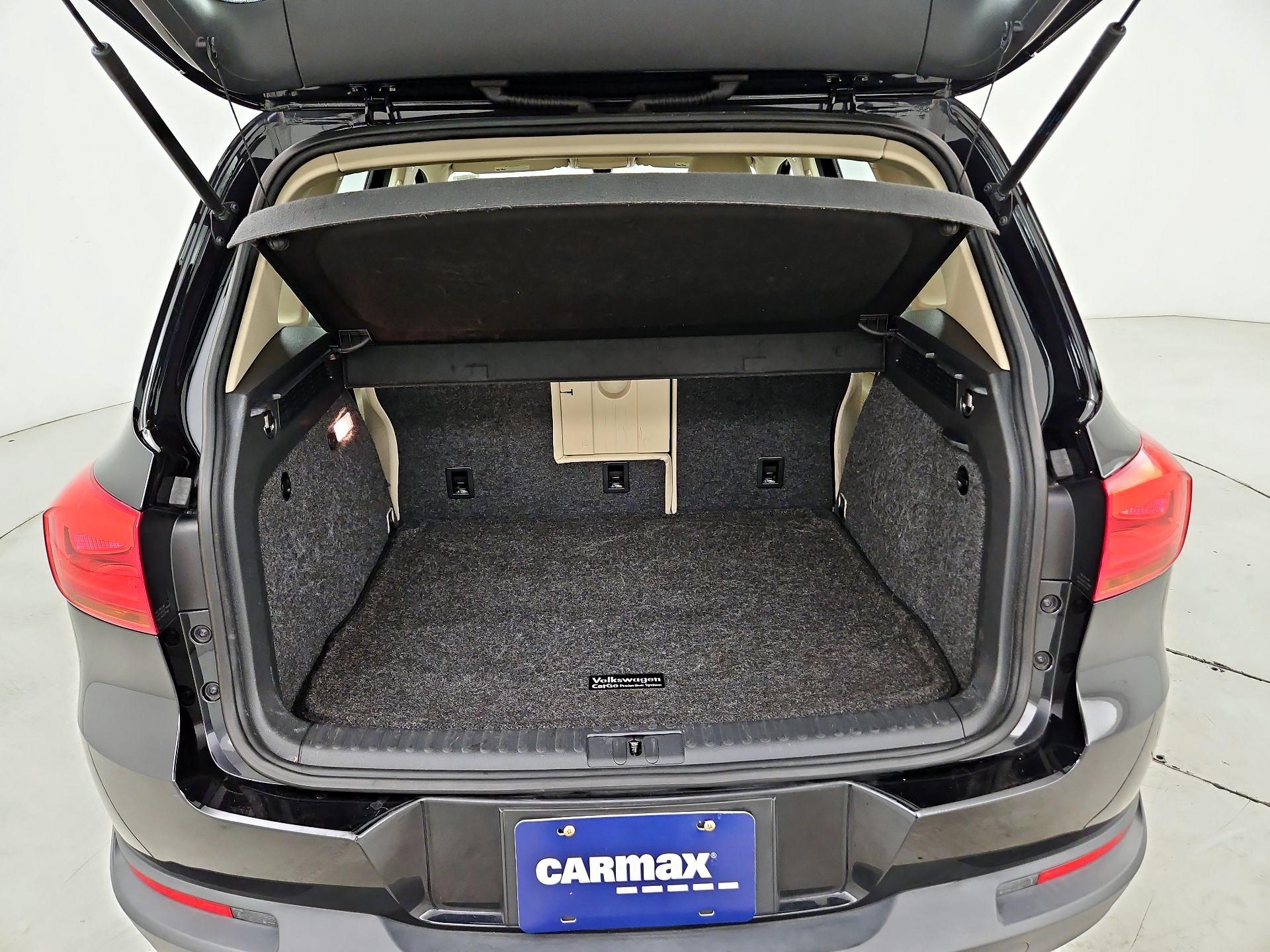 Thumbnail: 2016 Volkswagen Tiguan - 20