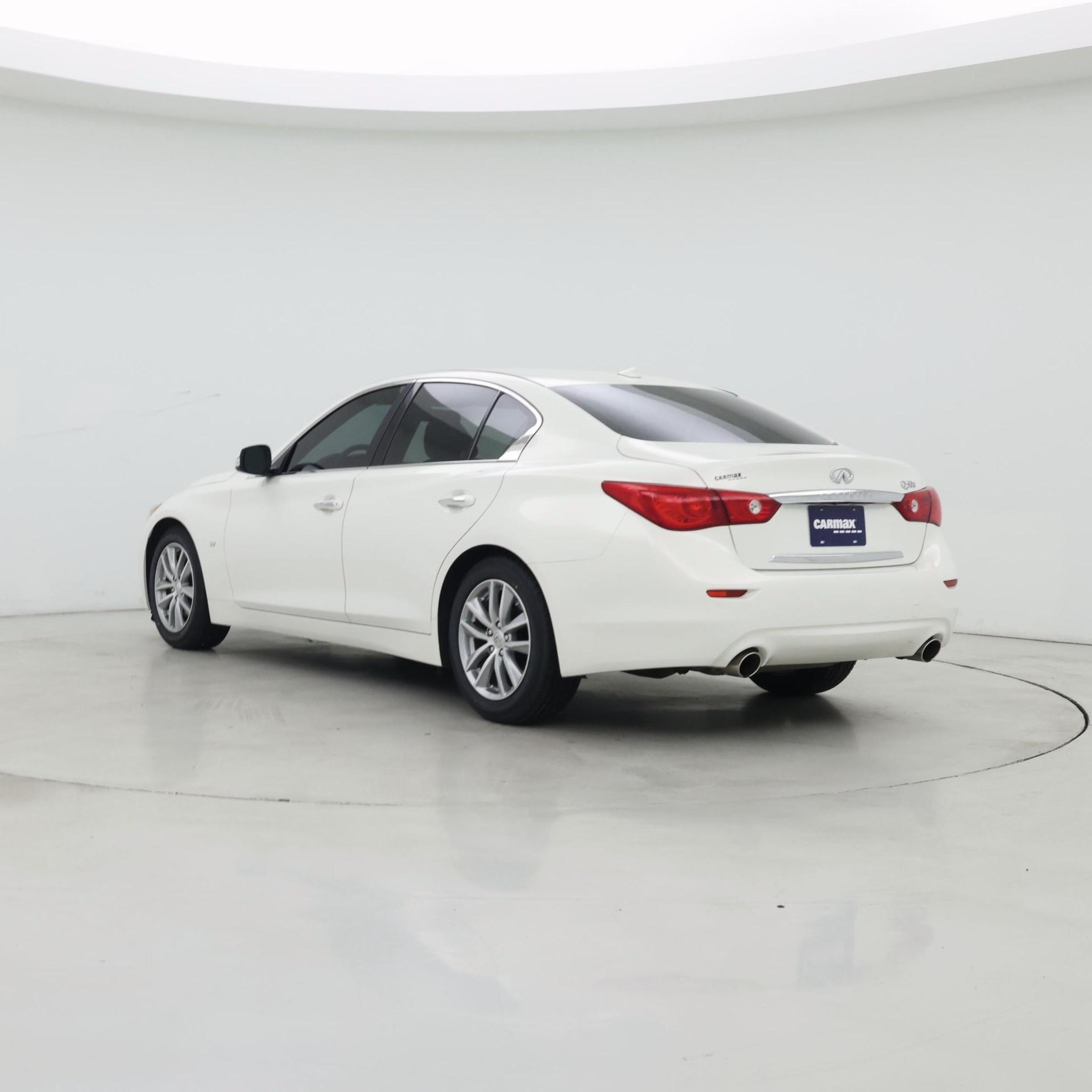 Thumbnail: 2015 INFINITI Q50 - 2