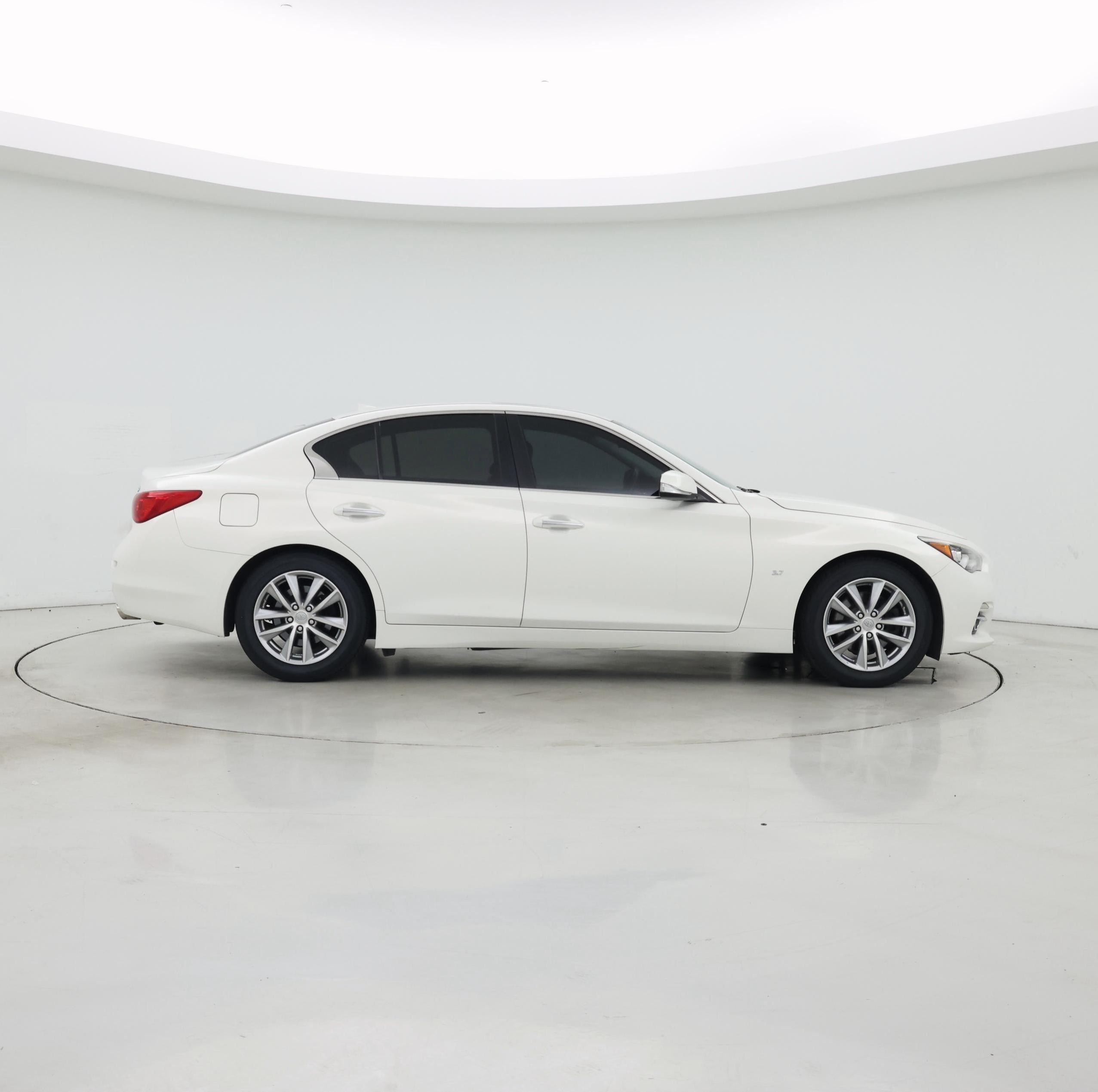 Thumbnail: 2015 INFINITI Q50 - 7