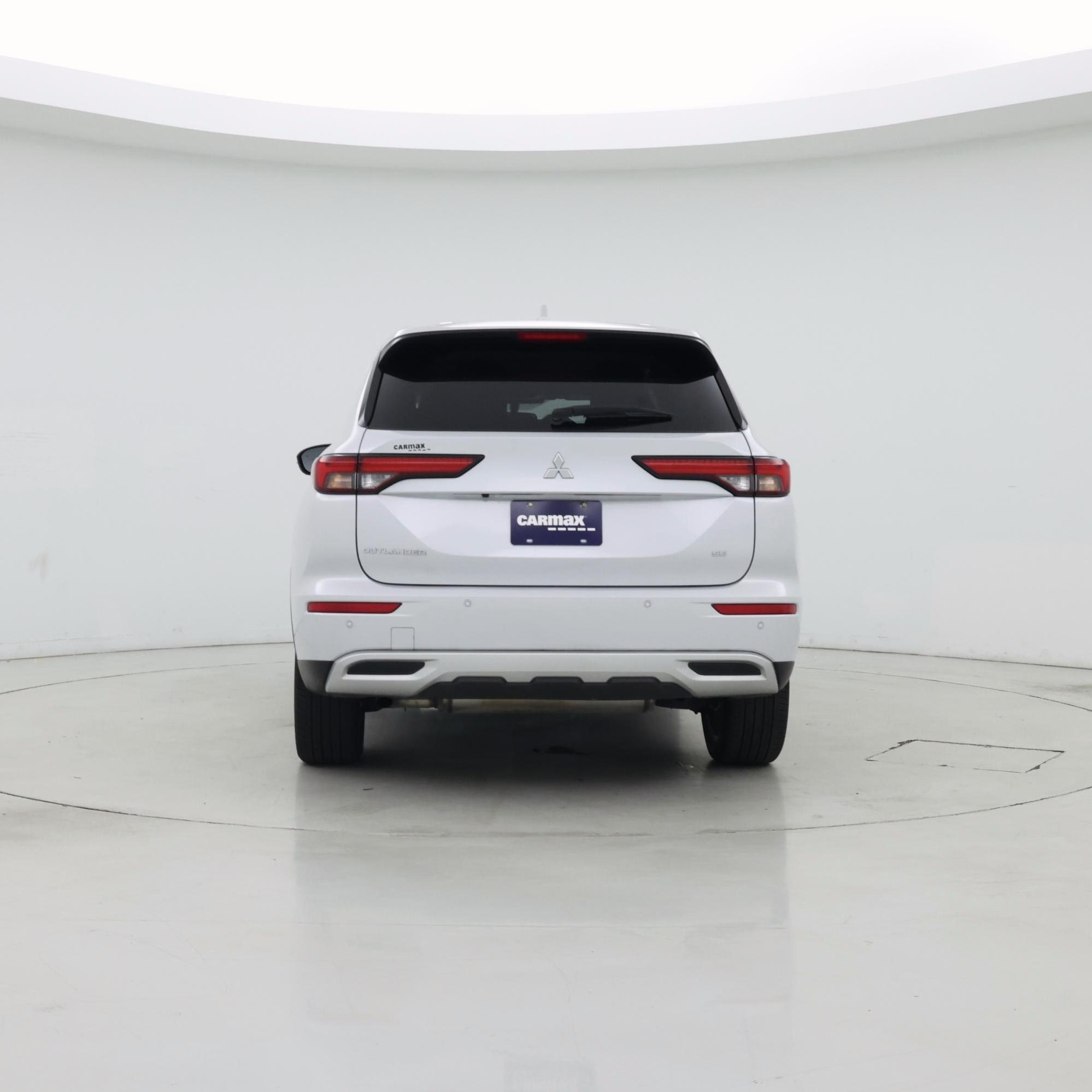 Thumbnail: 2024 Mitsubishi Outlander - 6