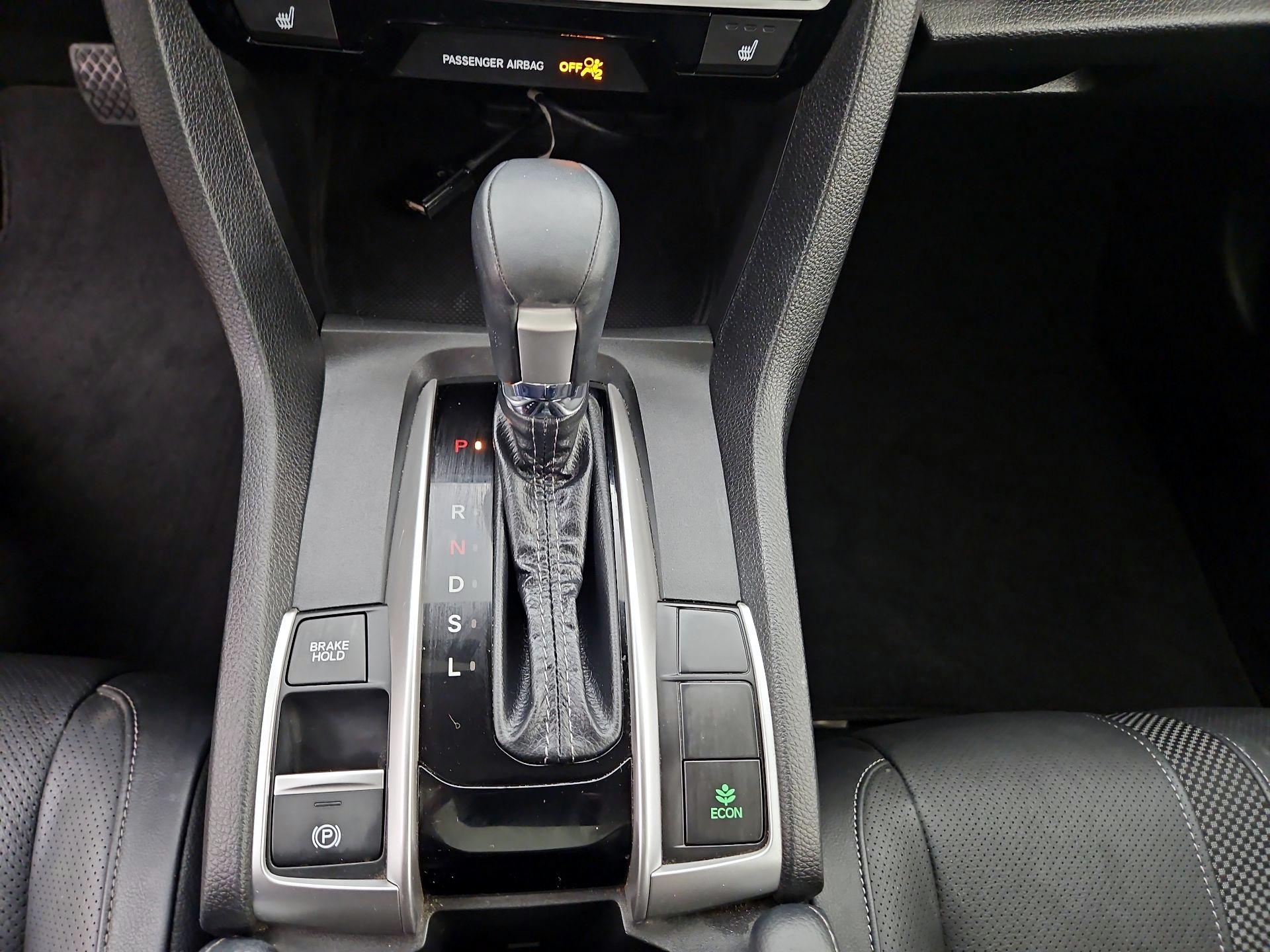 Thumbnail: 2019 Honda Civic - 17
