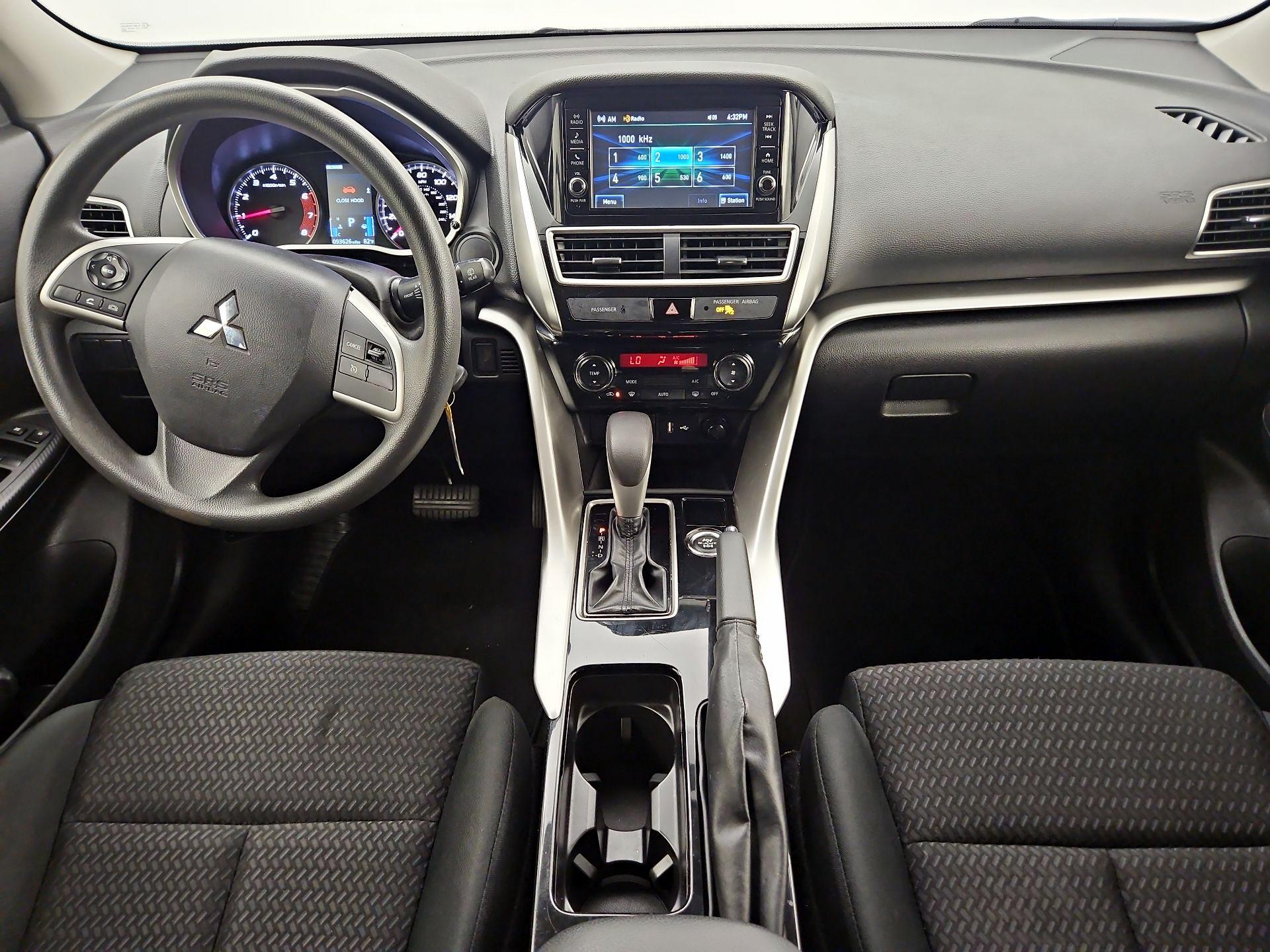 Thumbnail: 2020 Mitsubishi Eclipse Cross - 9