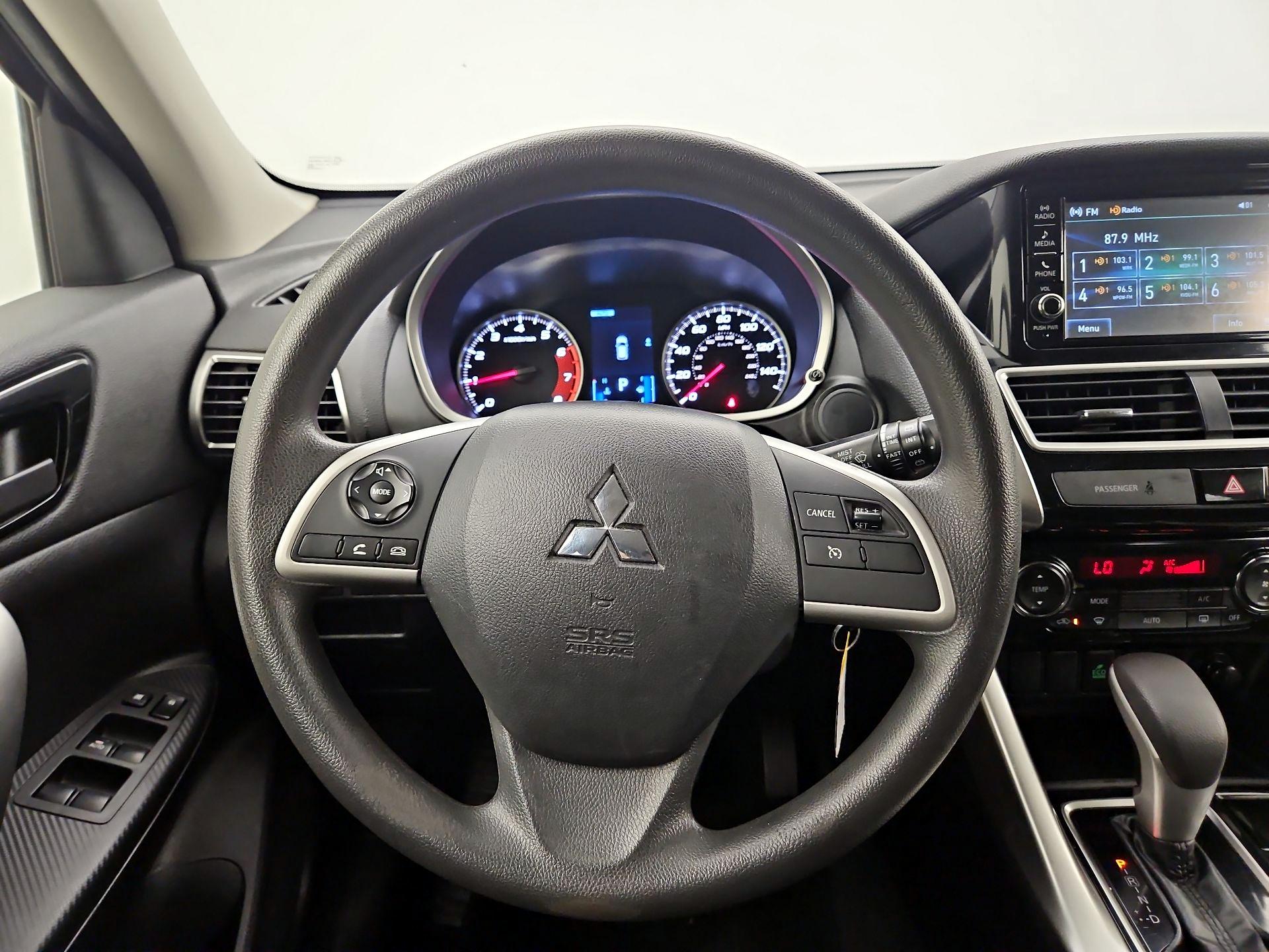 Thumbnail: 2020 Mitsubishi Eclipse Cross - 10
