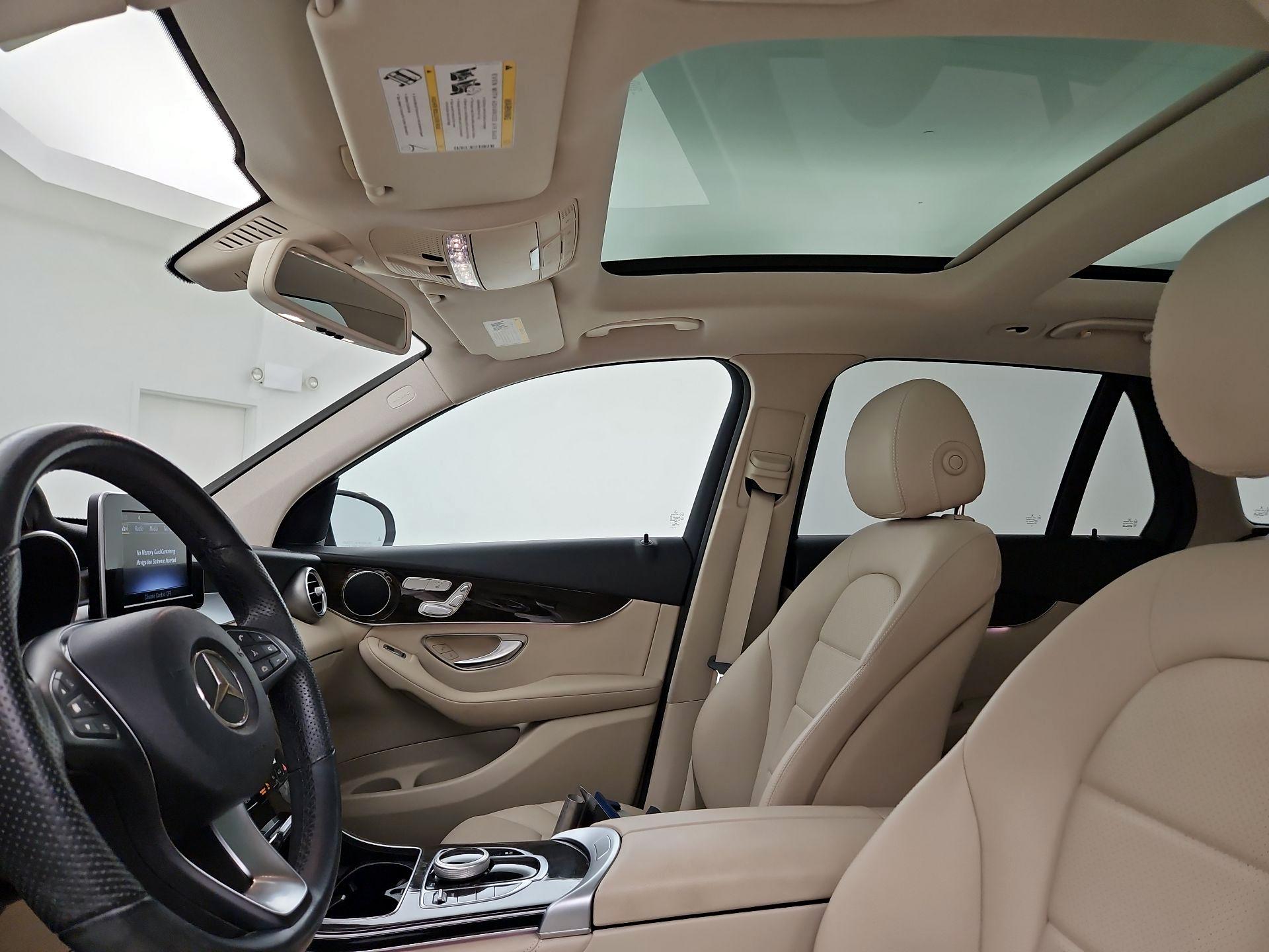 Thumbnail: 2019 Mercedes-Benz GLC - 18