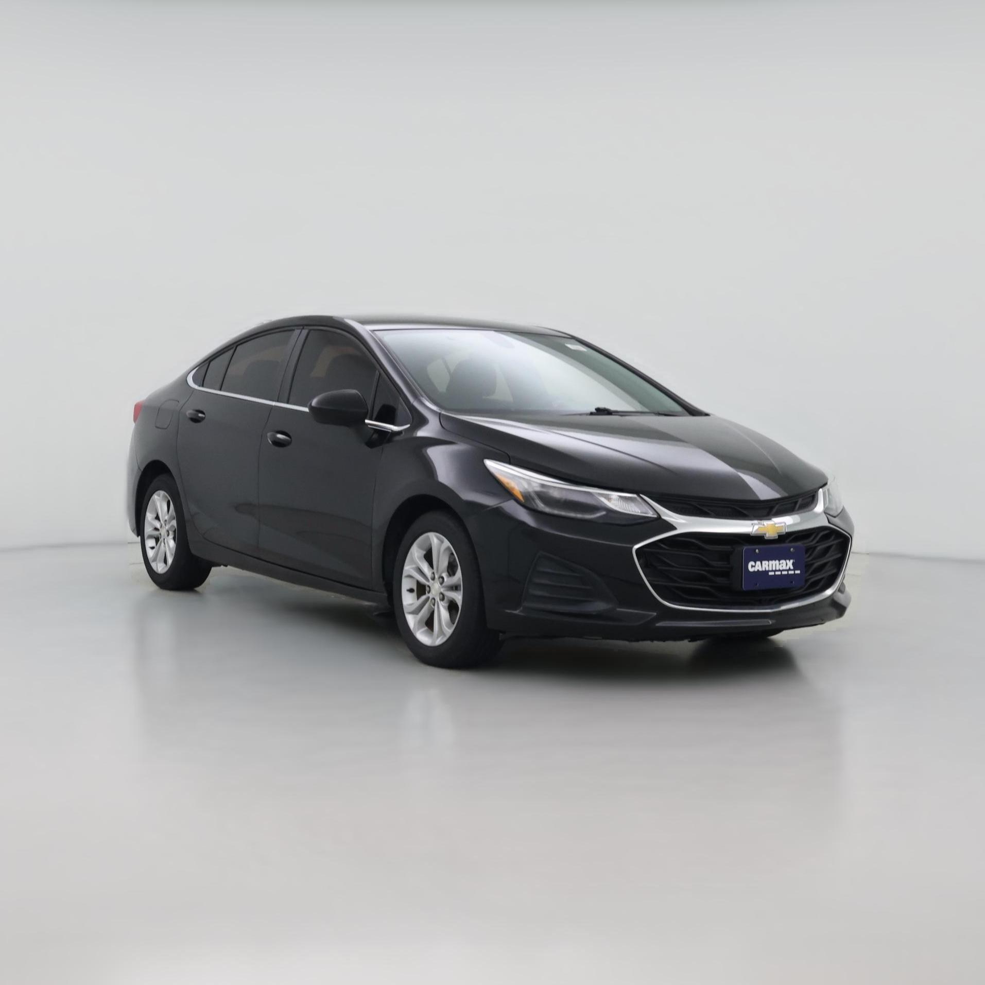 Thumbnail: 2019 Chevrolet Cruze - 1