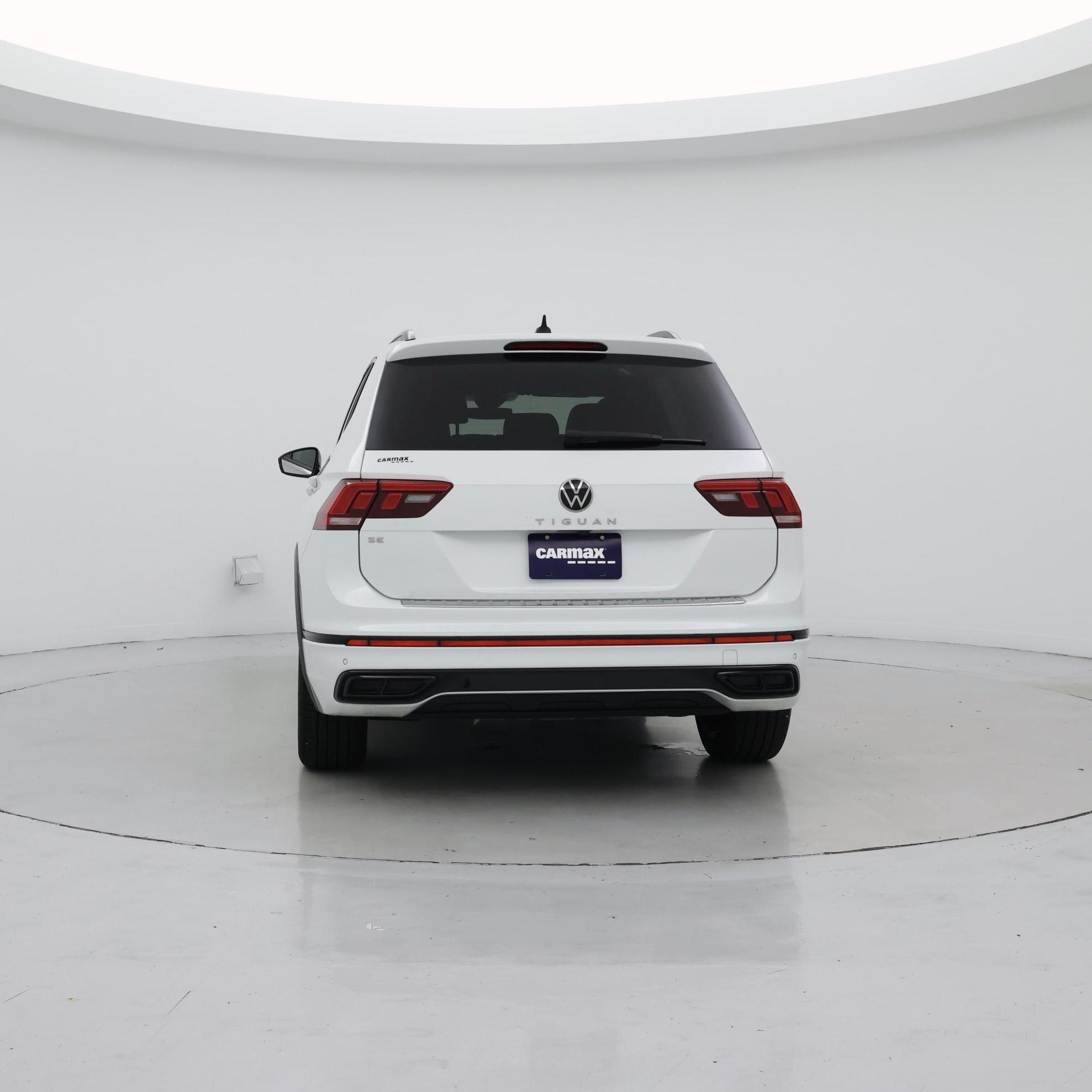 Thumbnail: 2023 Volkswagen Tiguan - 6