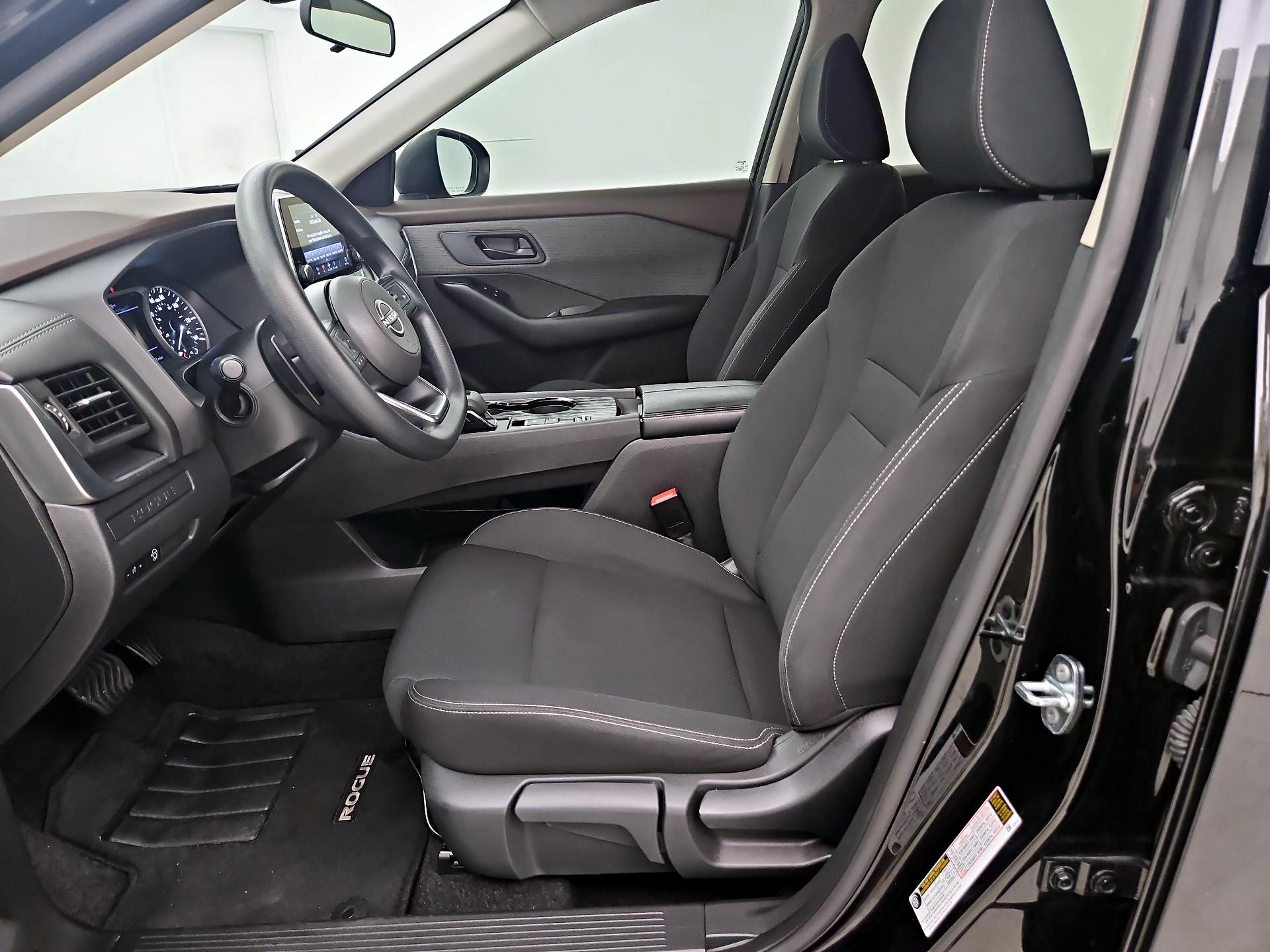 Thumbnail: 2023 Nissan Rogue - 11