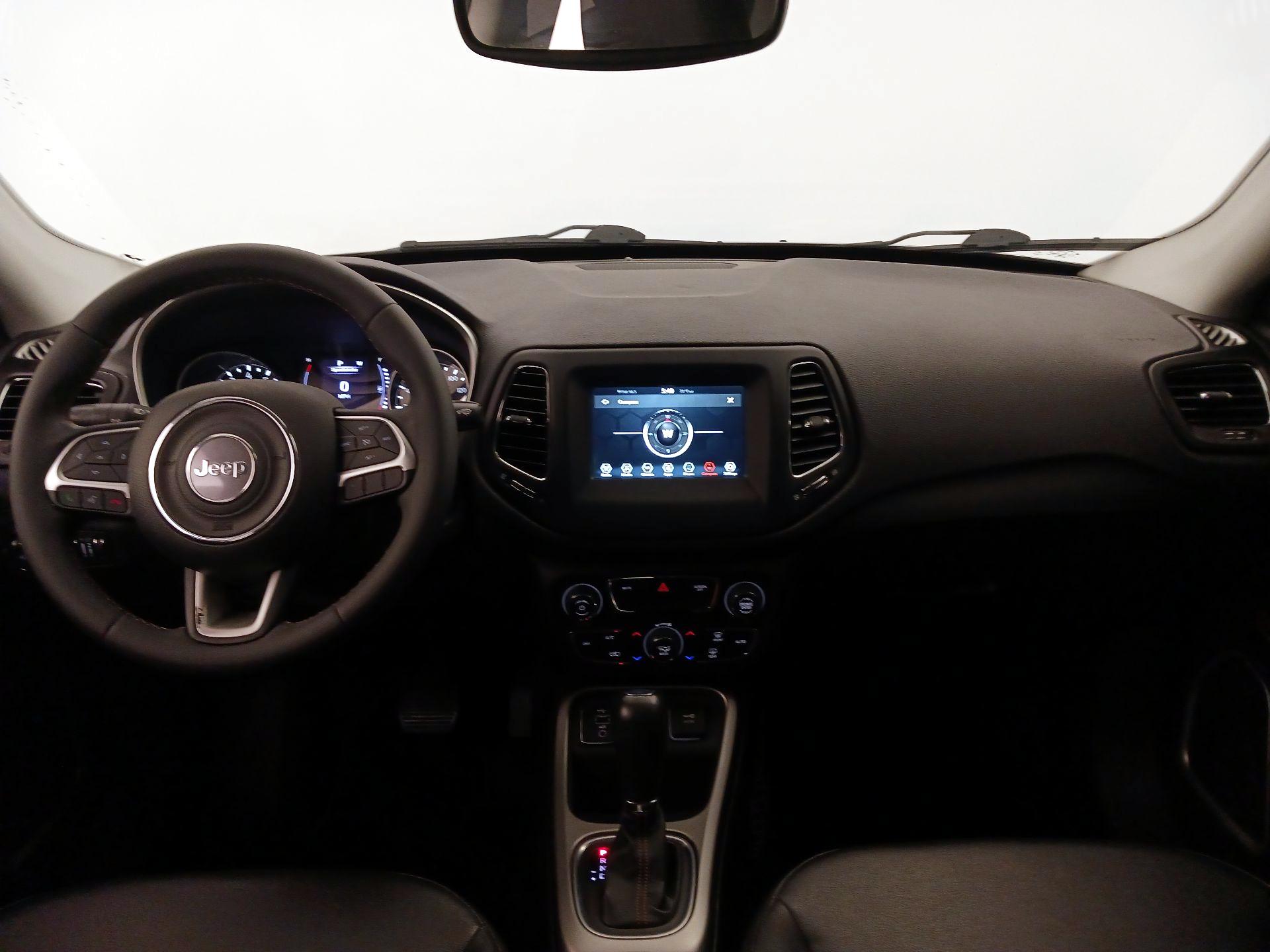 Thumbnail: 2021 Jeep Compass - 9
