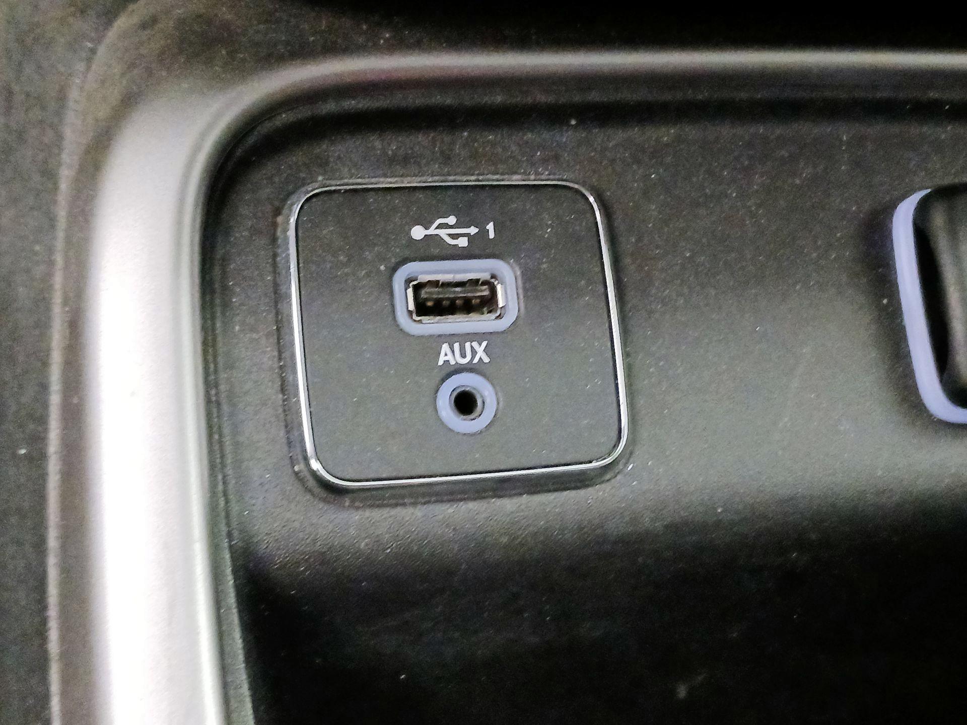 Thumbnail: 2021 Jeep Compass - 18