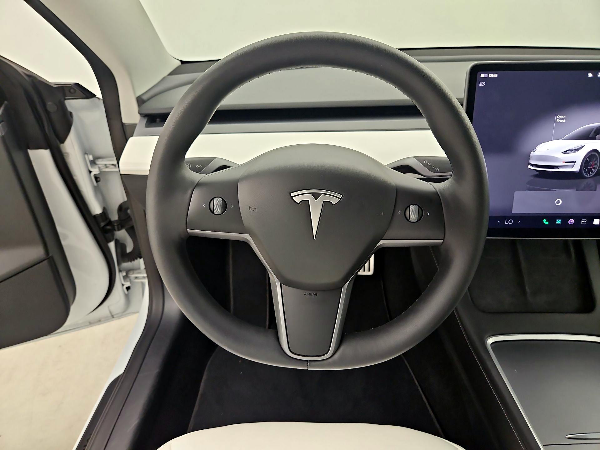 Thumbnail: 2022 Tesla Model 3 - 10