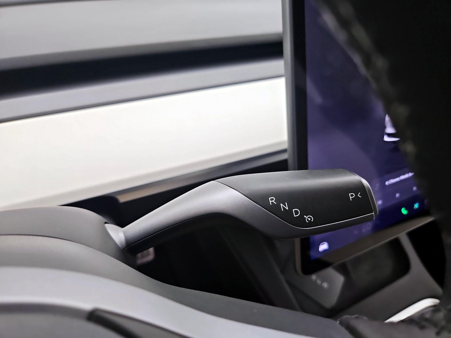 Thumbnail: 2022 Tesla Model 3 - 18