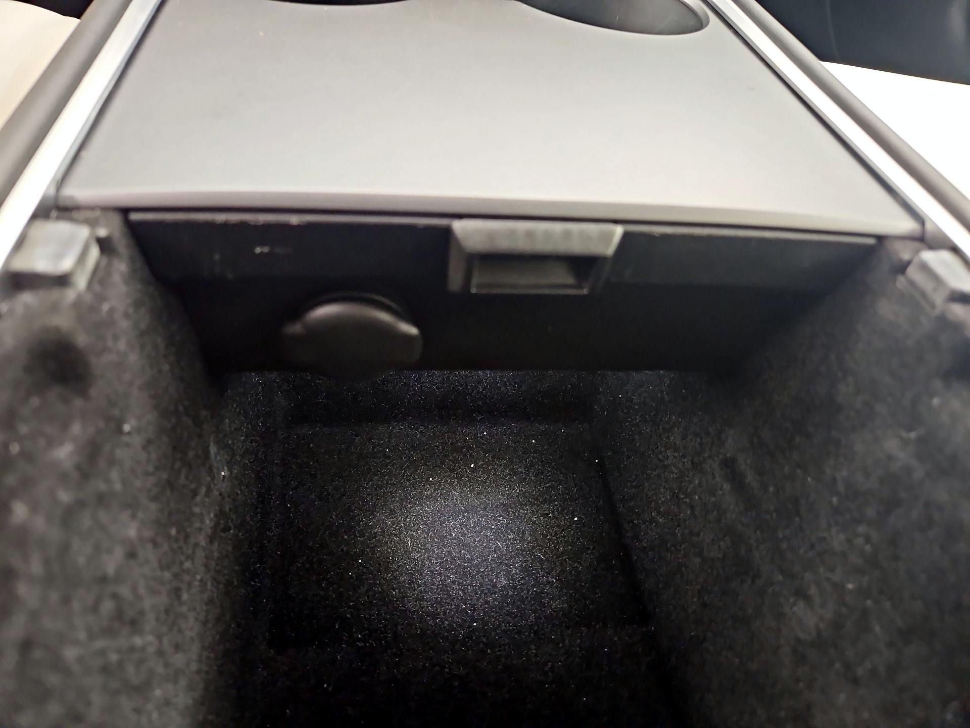 Thumbnail: 2022 Tesla Model 3 - 19