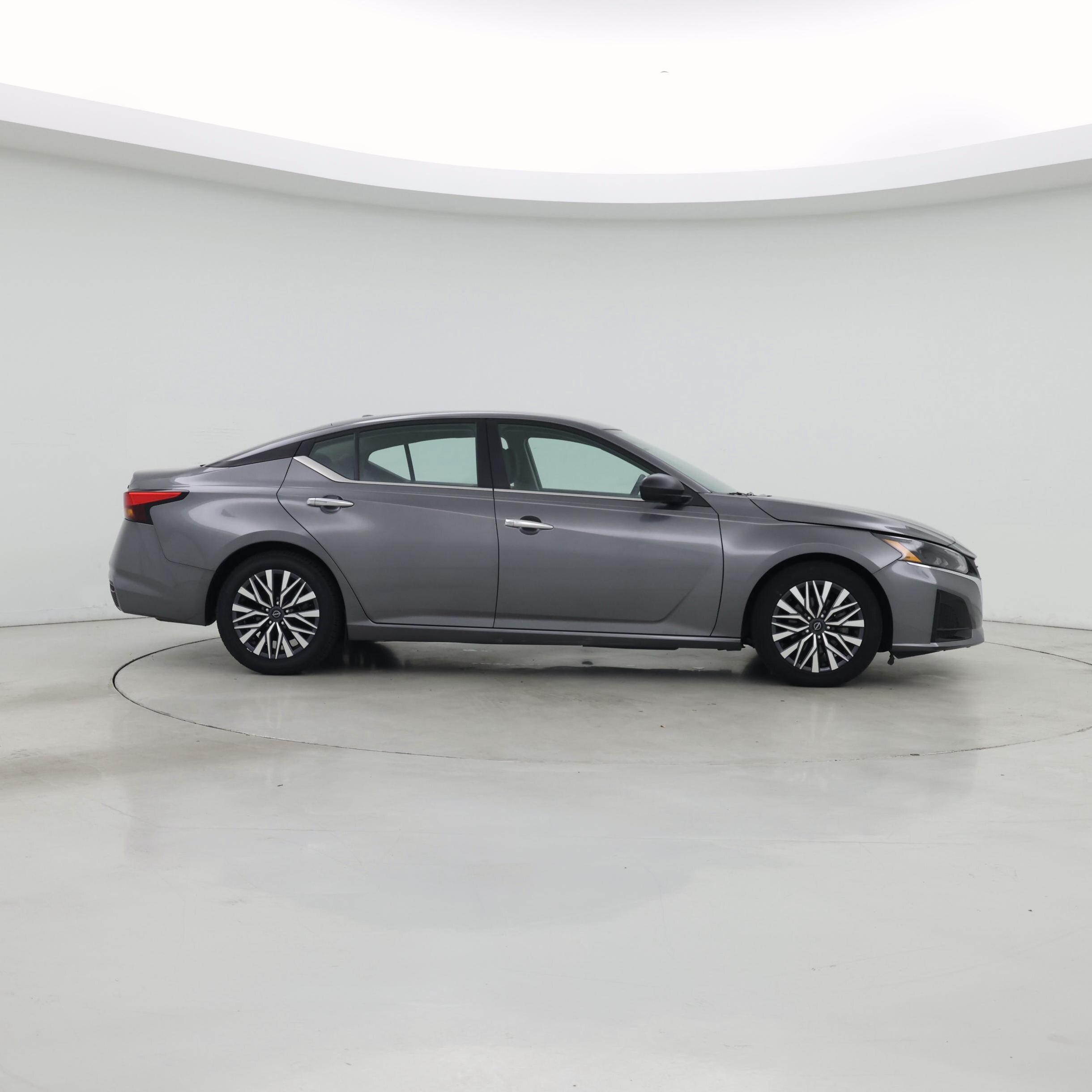 Thumbnail: 2024 Nissan Altima - 7