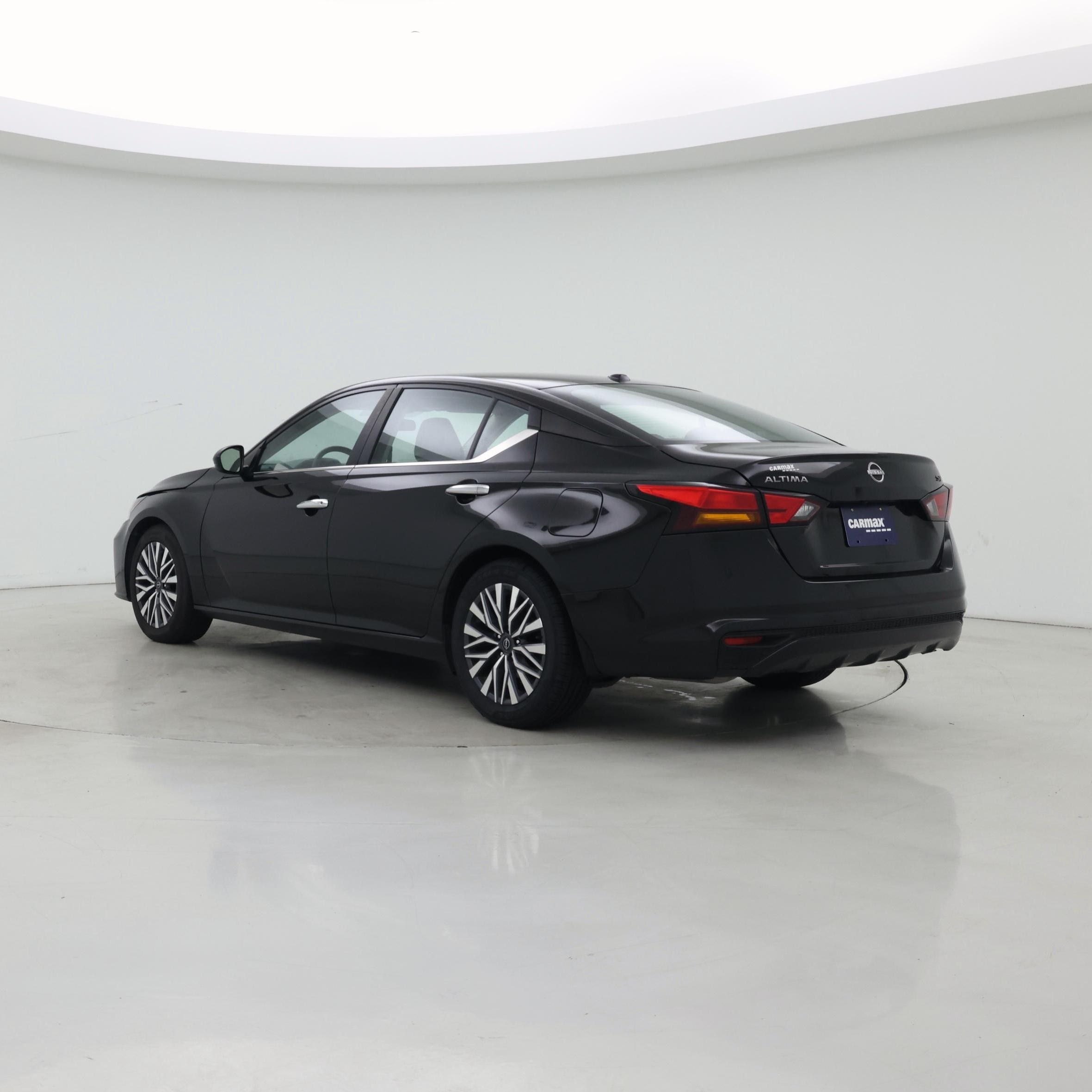 Thumbnail: 2024 Nissan Altima - 2