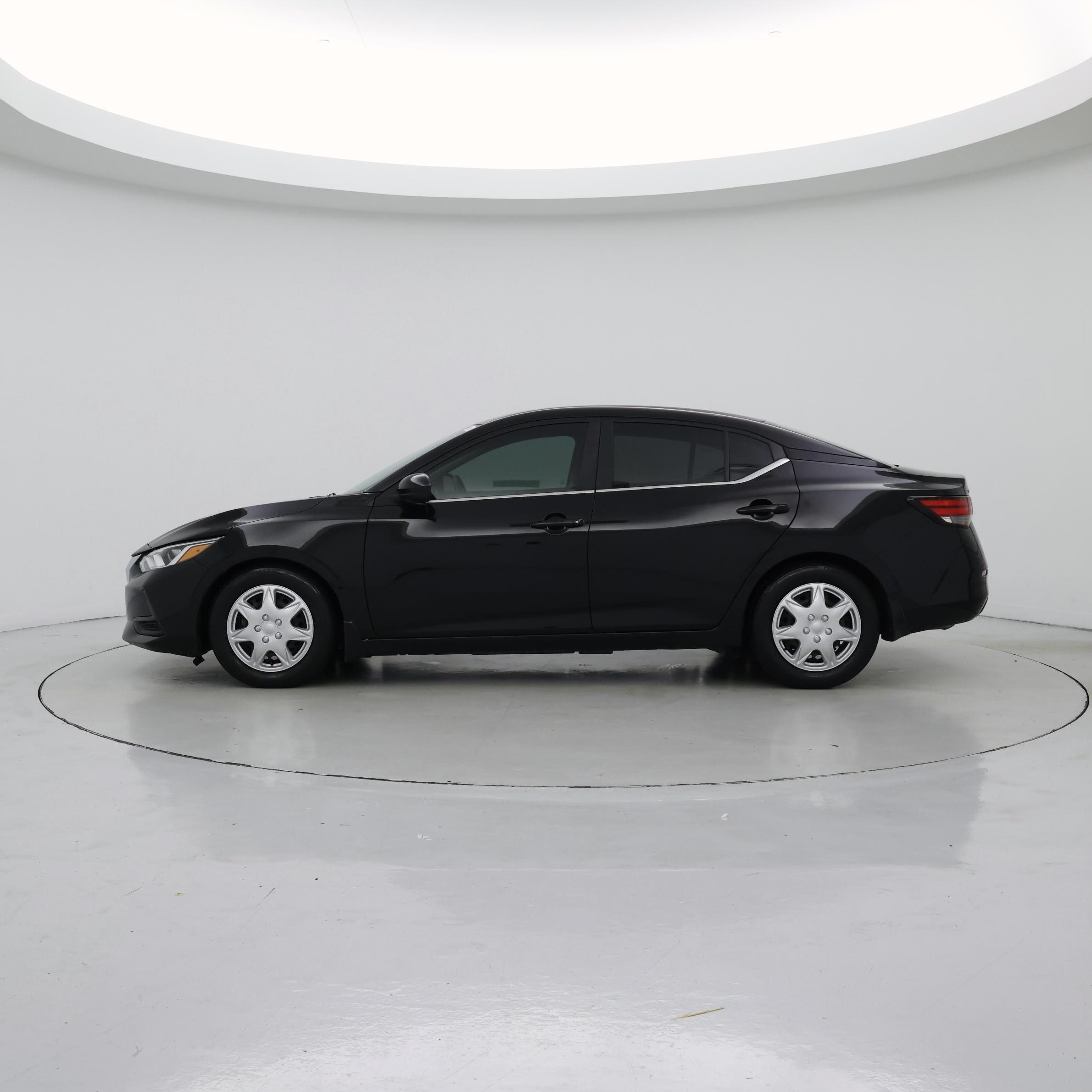 Thumbnail: 2021 Nissan Sentra - 3