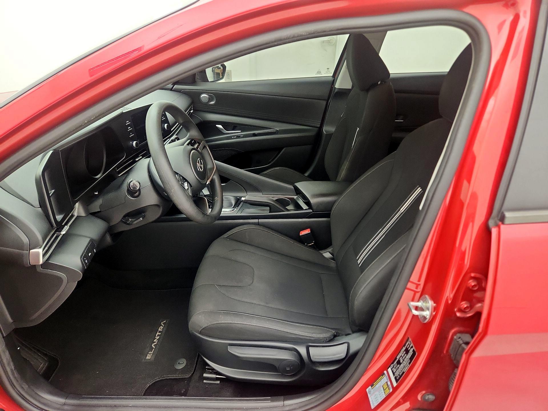Thumbnail: 2023 Hyundai Elantra - 11