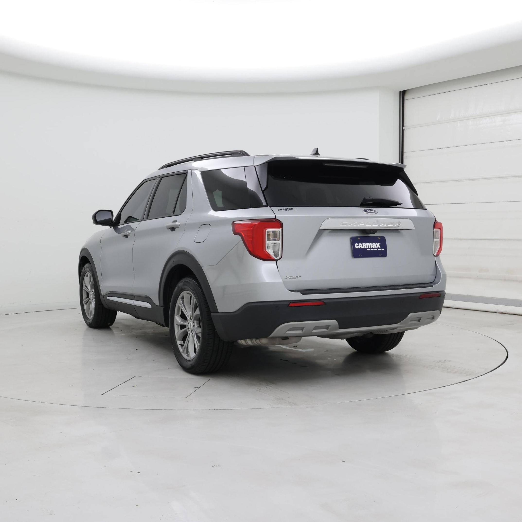 Thumbnail: 2022 Ford Explorer - 2