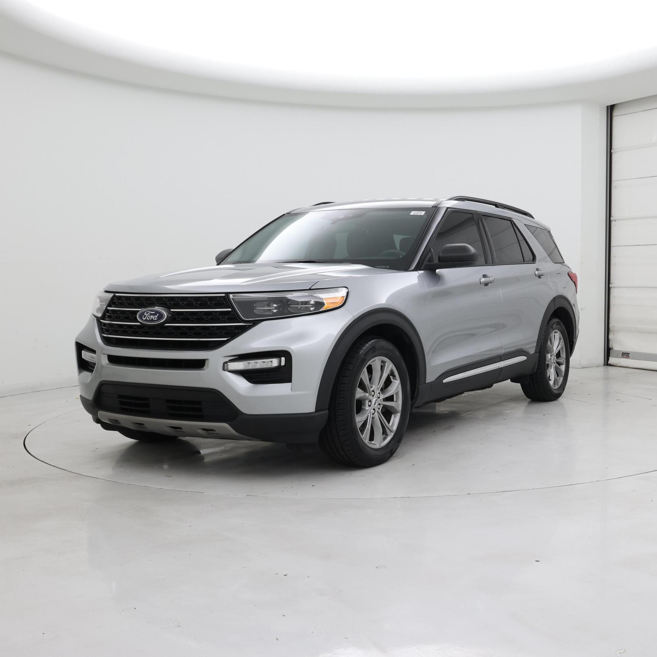 Thumbnail: 2022 Ford Explorer - 4
