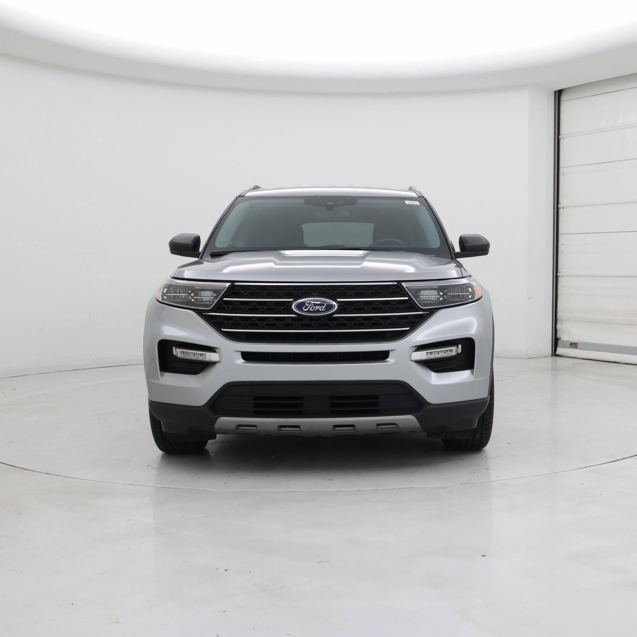 Thumbnail: 2022 Ford Explorer - 5