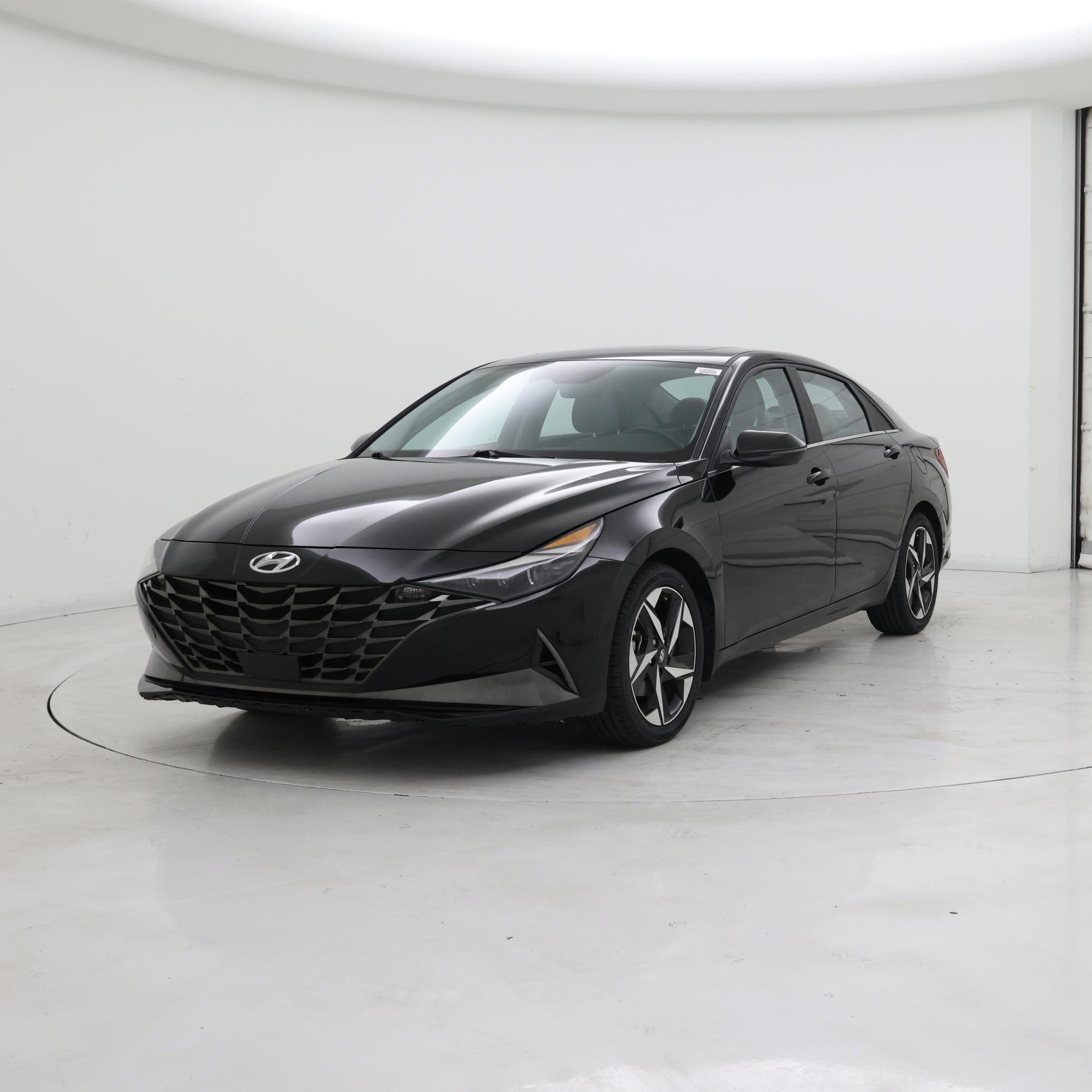 Thumbnail: 2023 Hyundai Elantra - 4