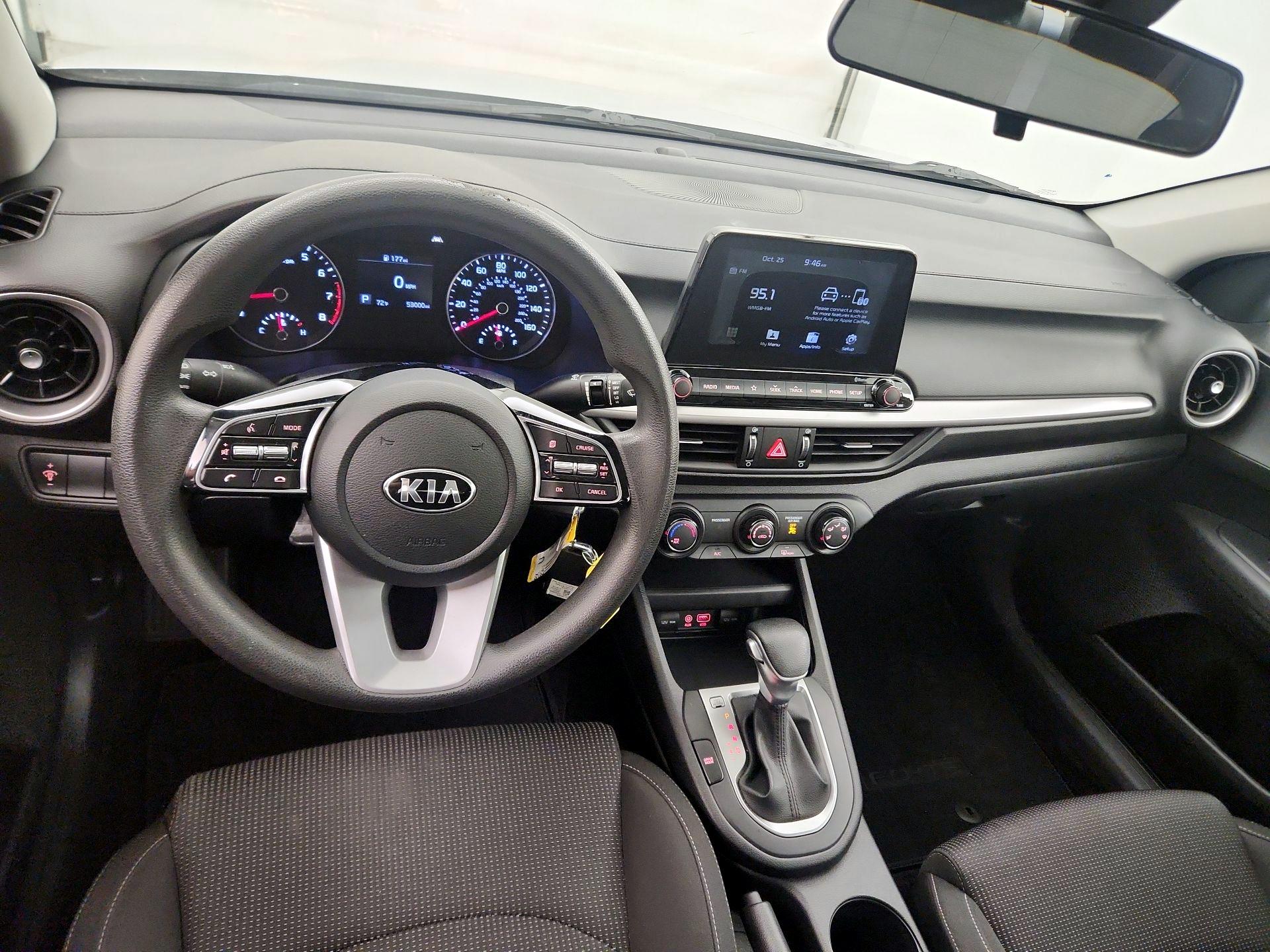 Thumbnail: 2020 Kia Forte - 9