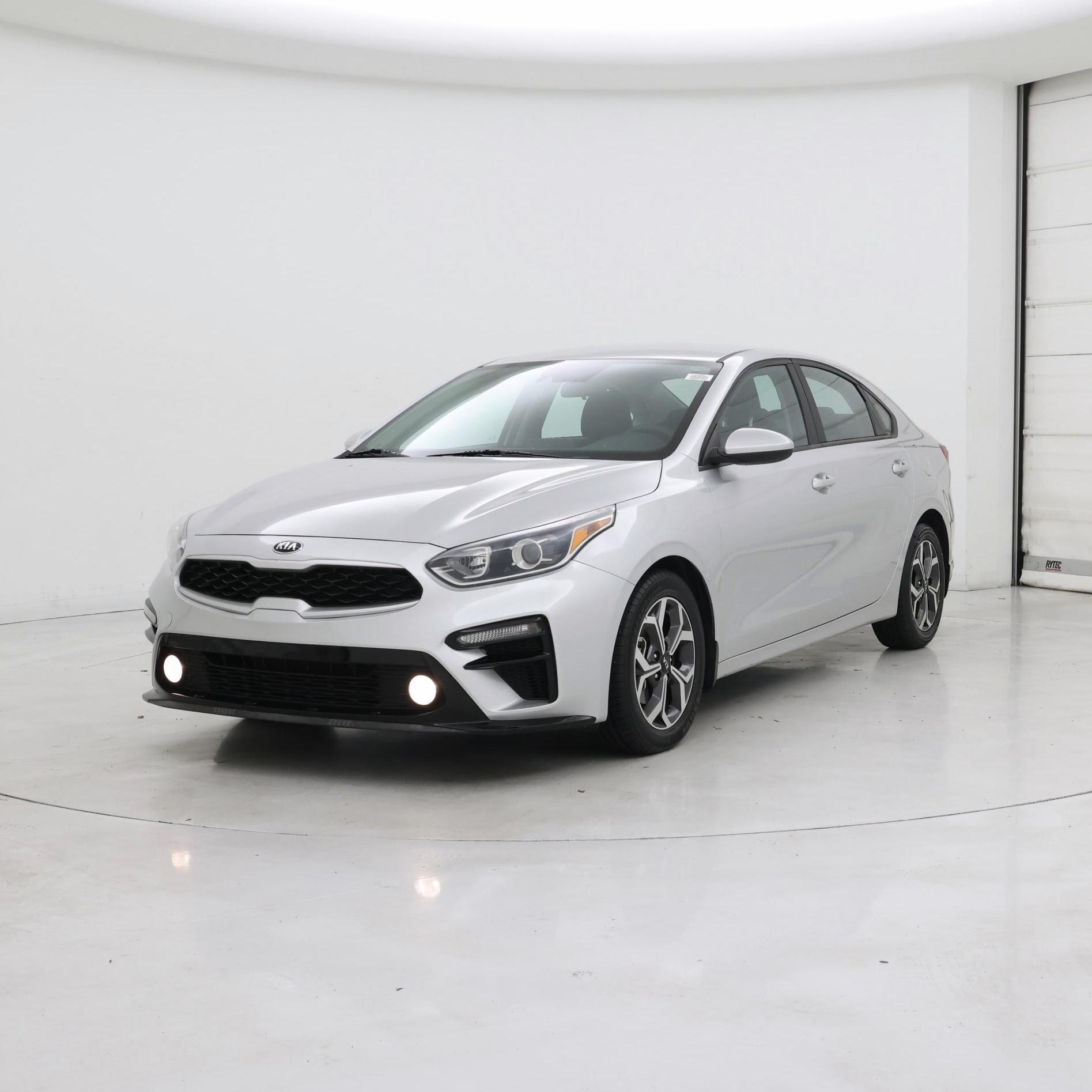 Thumbnail: 2020 Kia Forte - 4