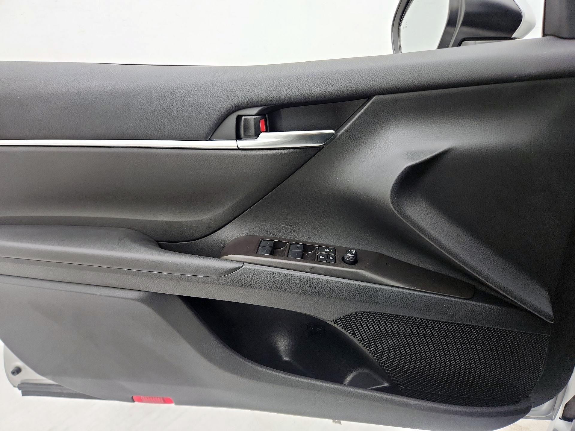 Thumbnail: 2024 Toyota Camry - 12