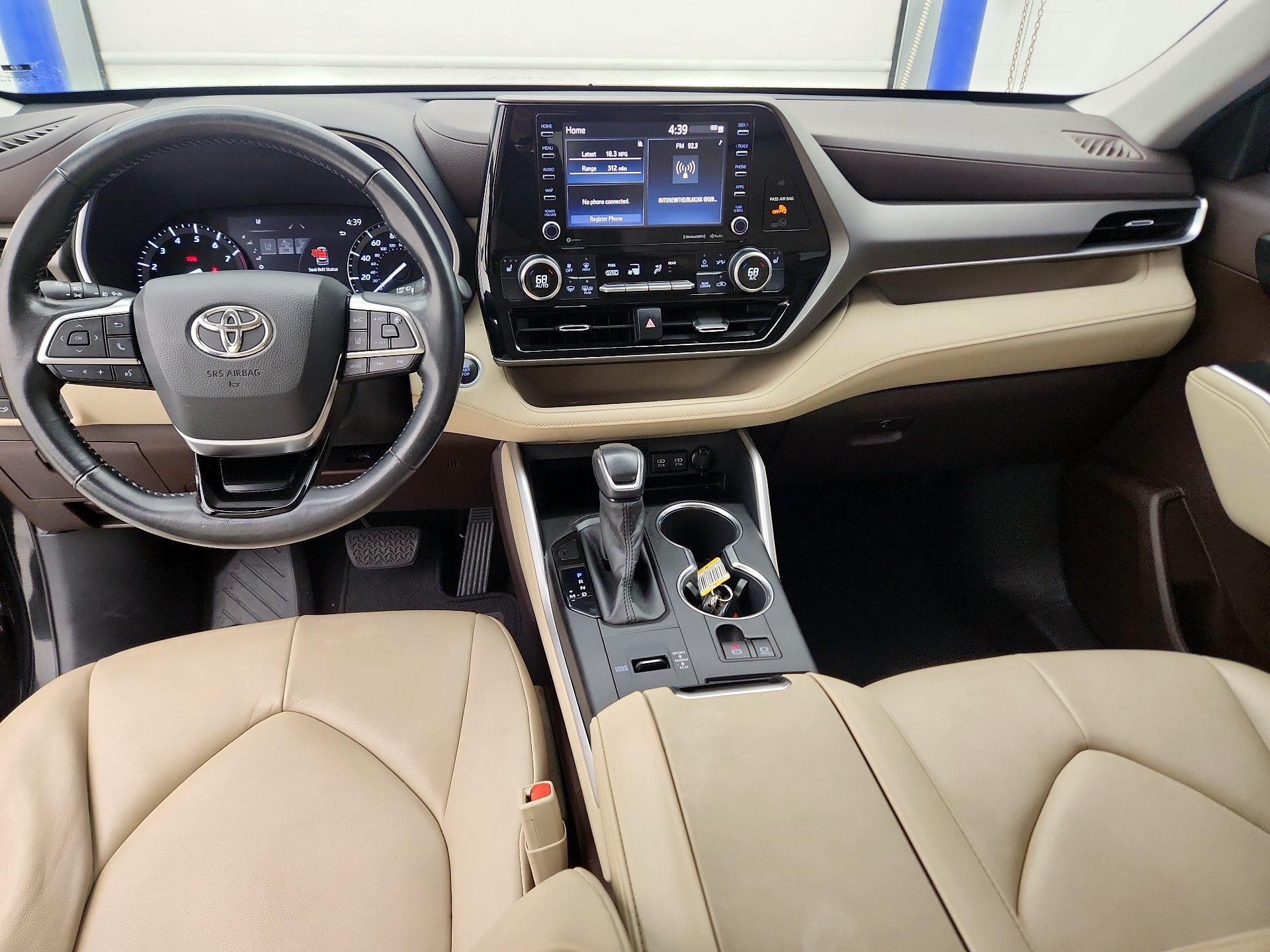 Thumbnail: 2020 Toyota Highlander - 9