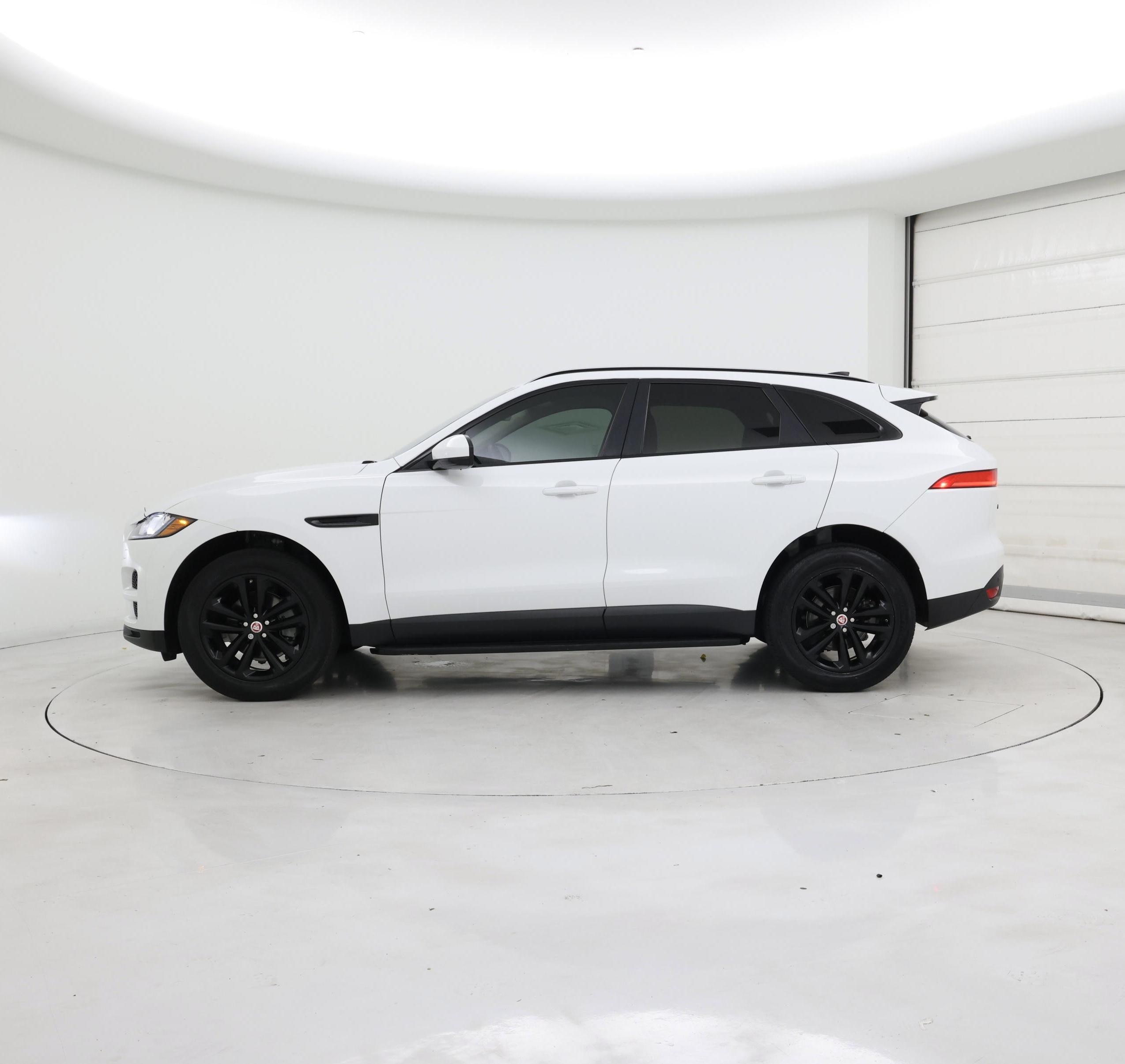Thumbnail: 2020 Jaguar F-Pace - 3