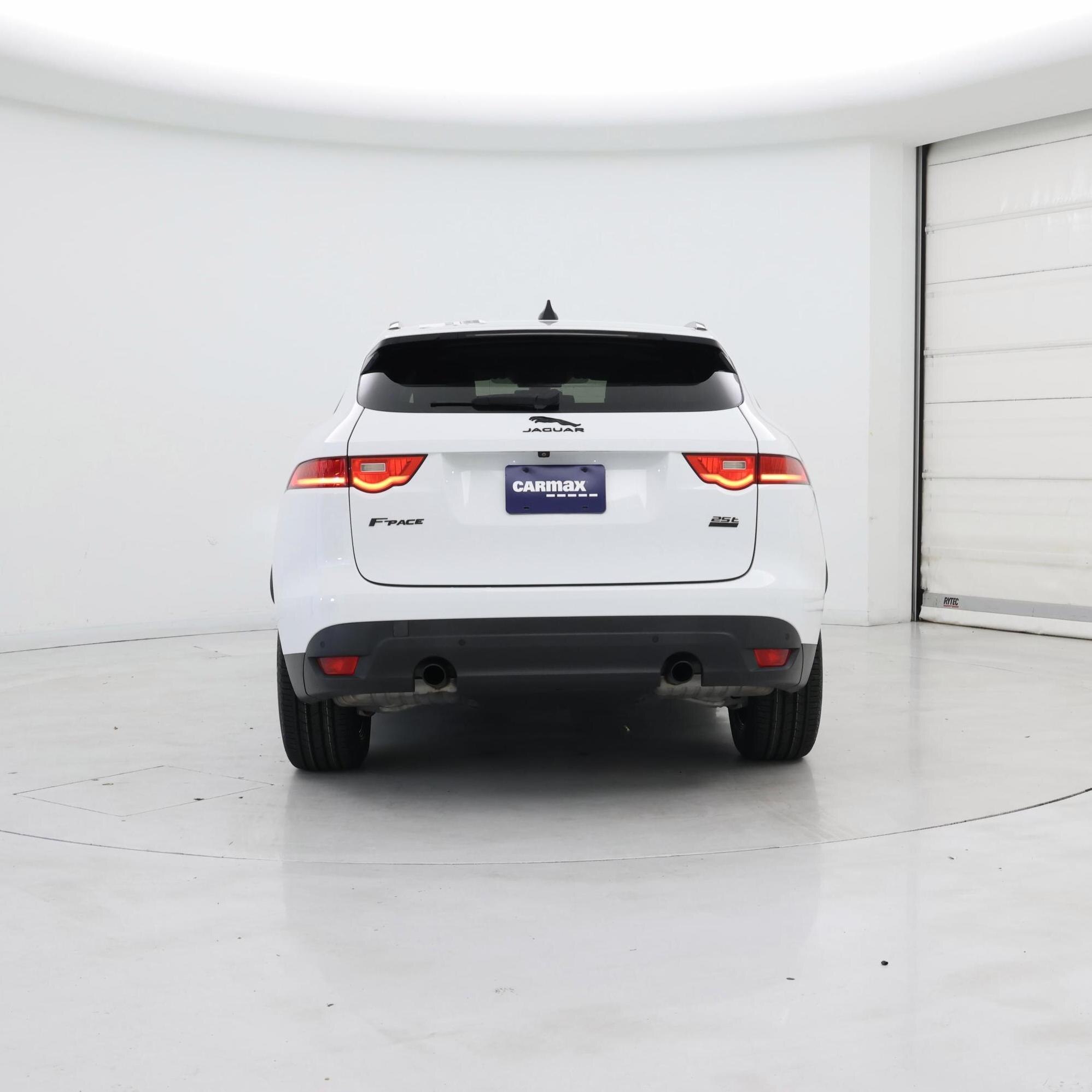 Thumbnail: 2020 Jaguar F-Pace - 6