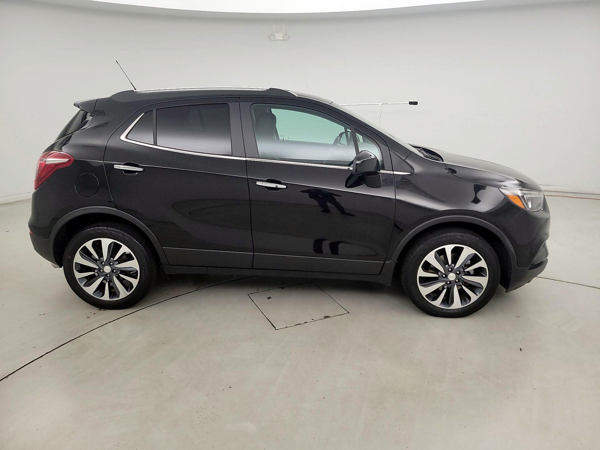 Thumbnail: 2022 Buick Encore - 4