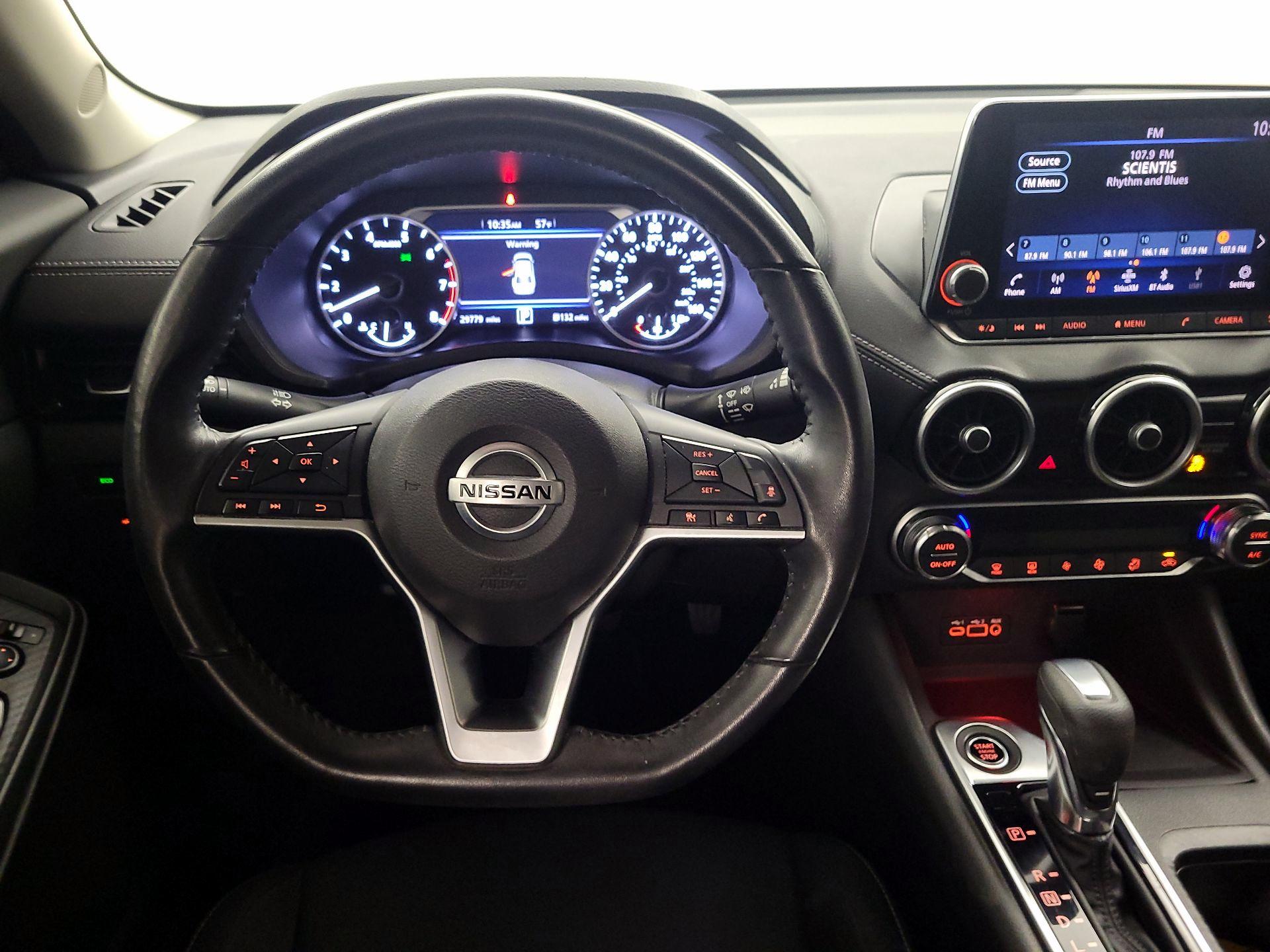 Thumbnail: 2021 Nissan Sentra - 10