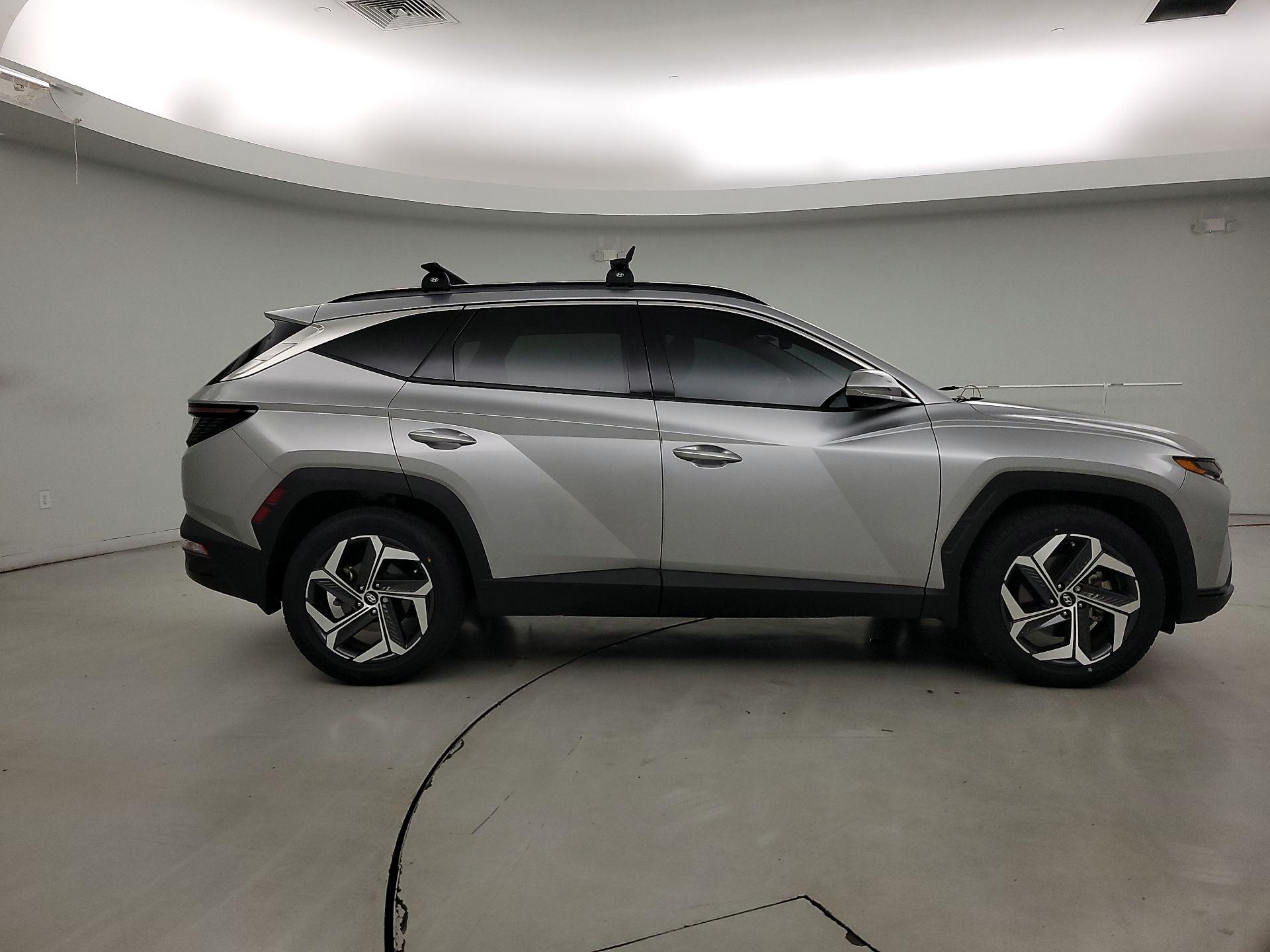 Thumbnail: 2022 Hyundai Tucson - 4