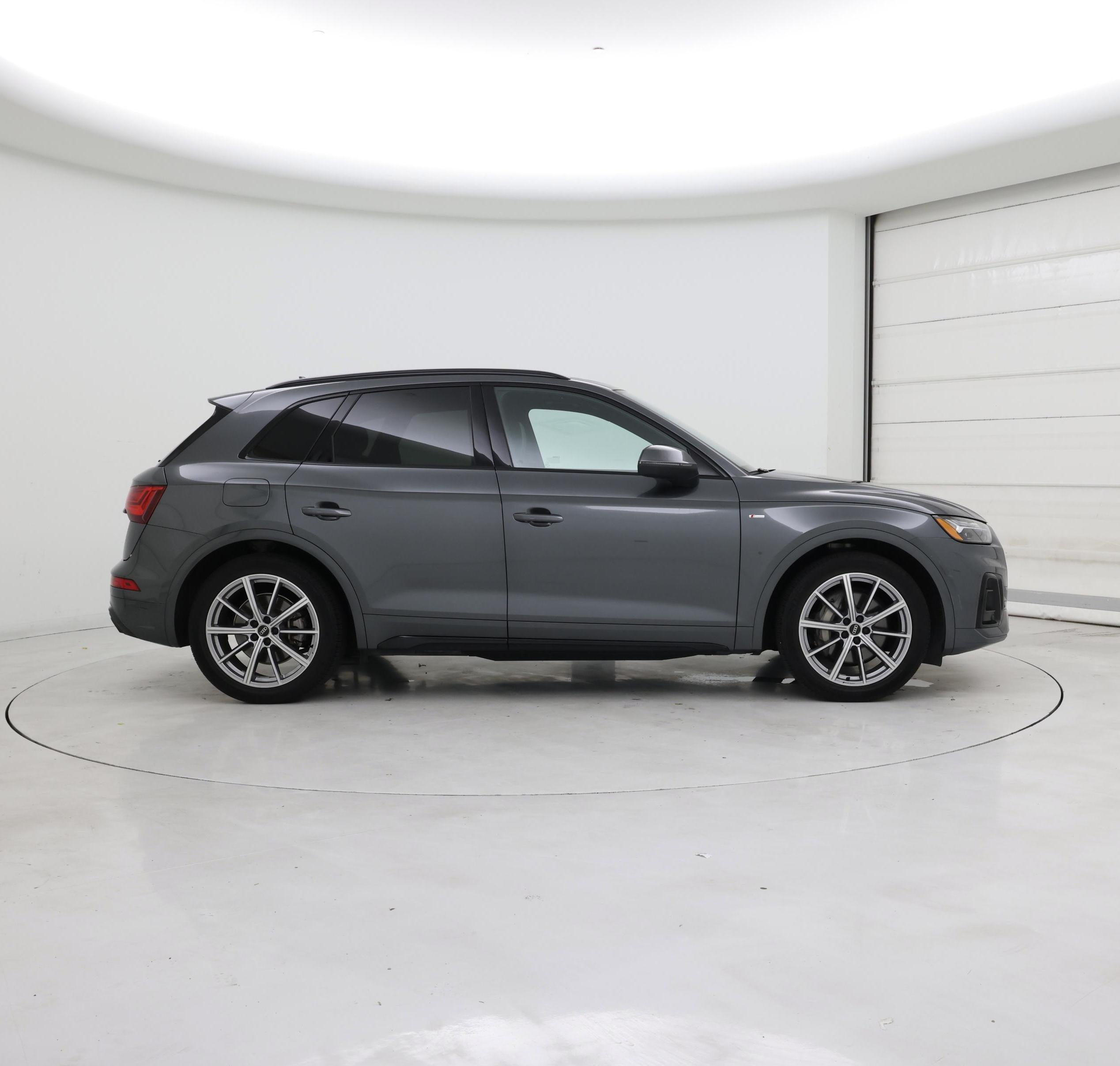 Thumbnail: 2022 Audi Q5 - 7