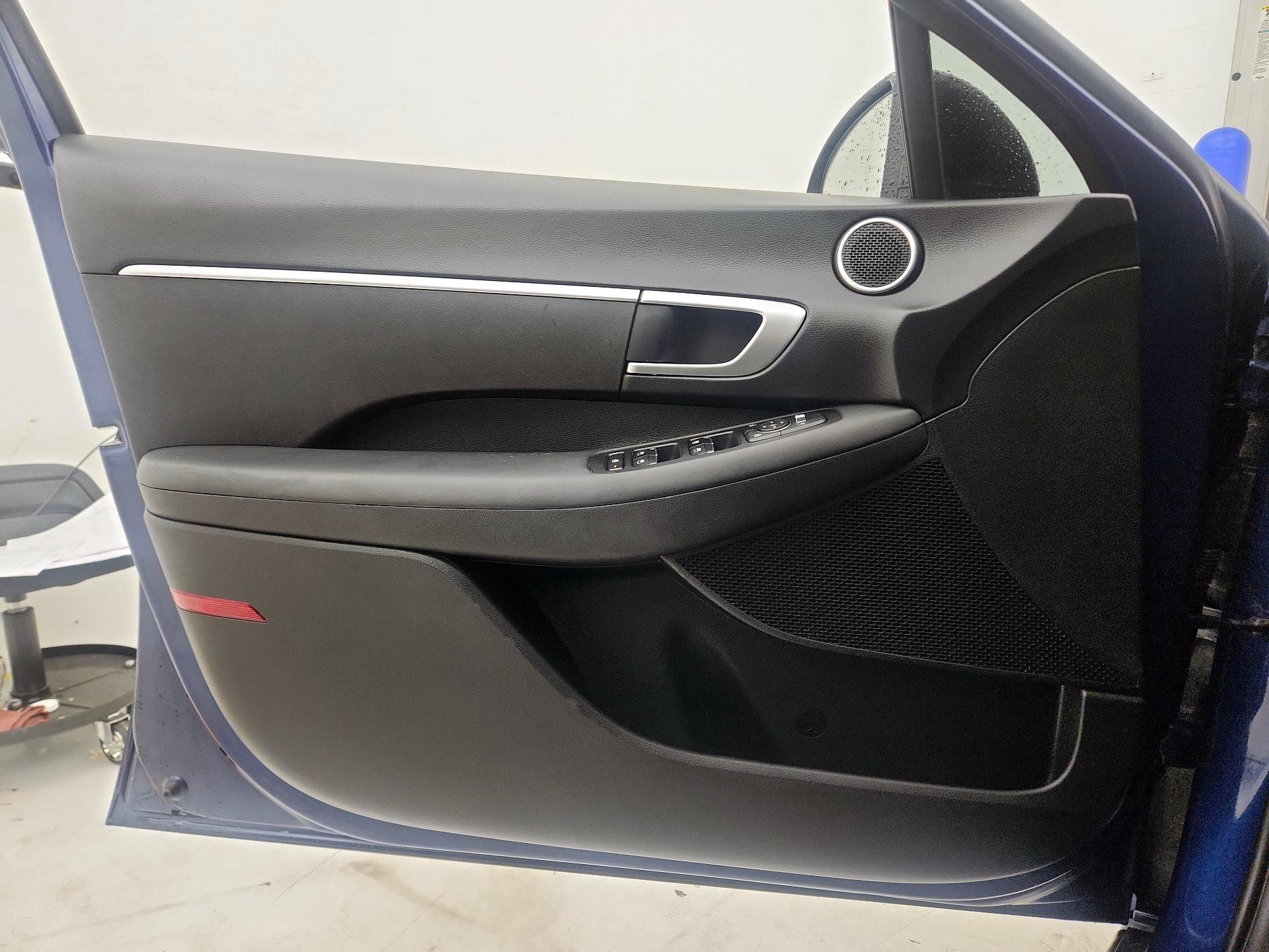 Thumbnail: 2021 Hyundai Sonata - 12