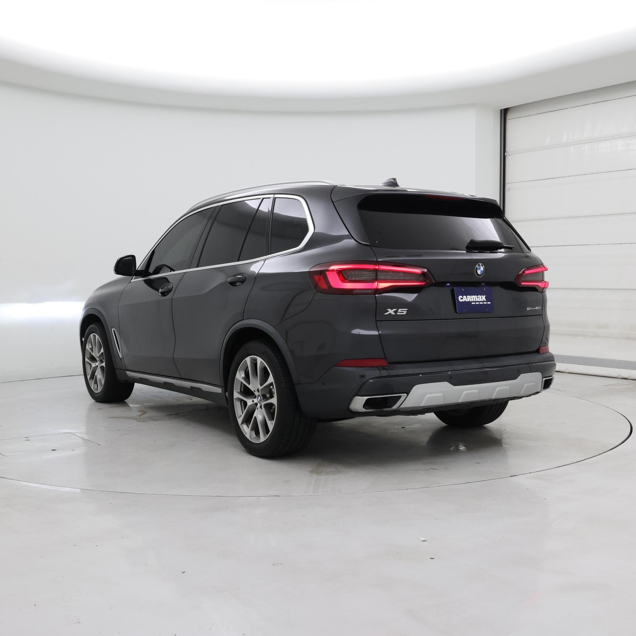 Thumbnail: 2021 BMW X5 - 2