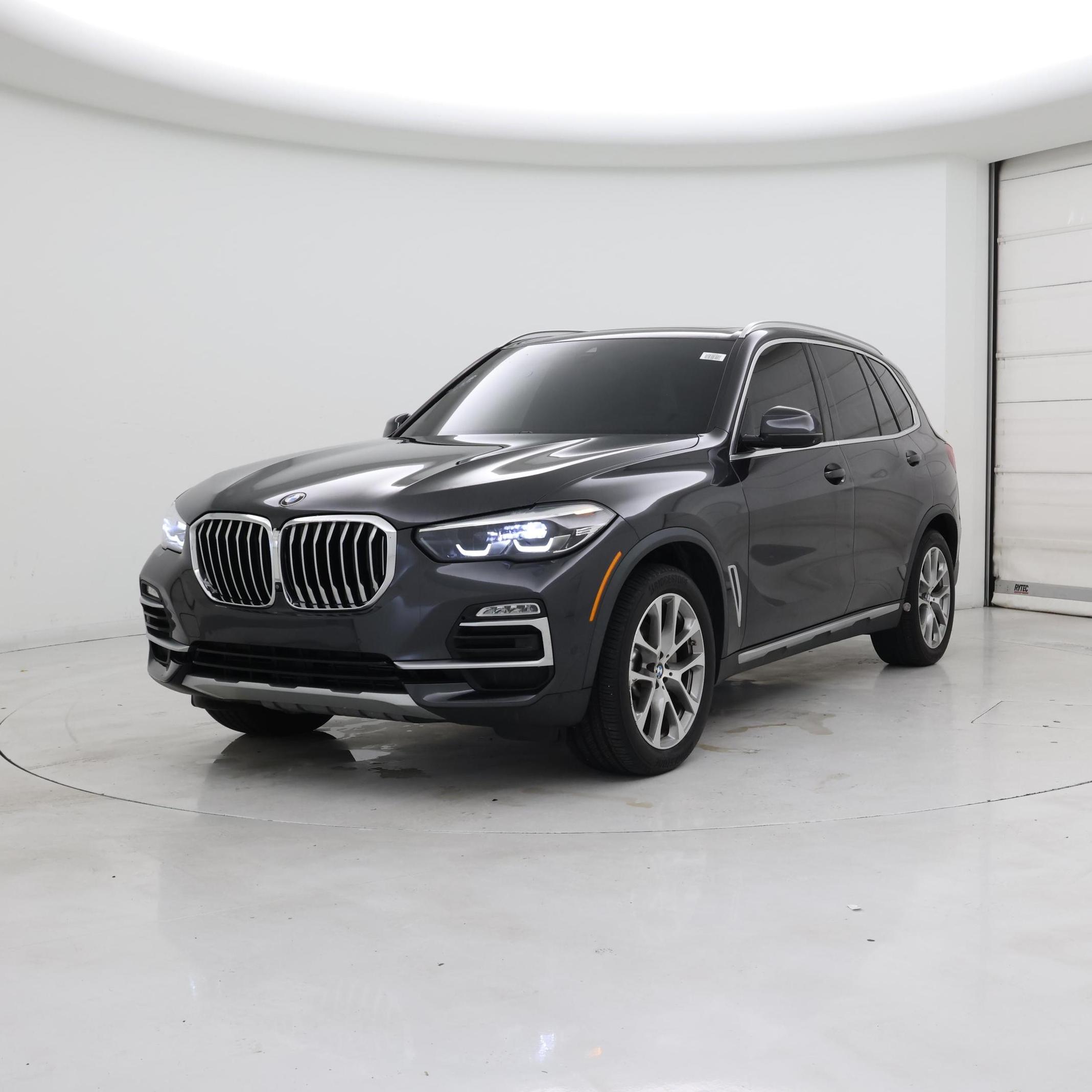 Thumbnail: 2021 BMW X5 - 4