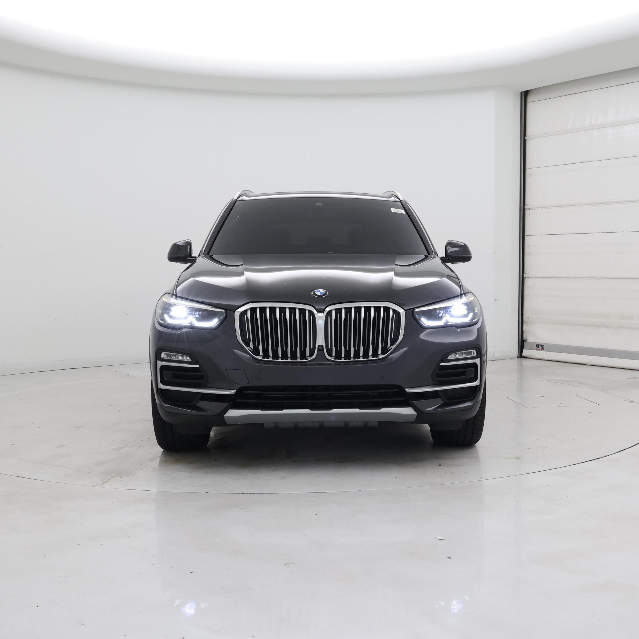 Thumbnail: 2021 BMW X5 - 5