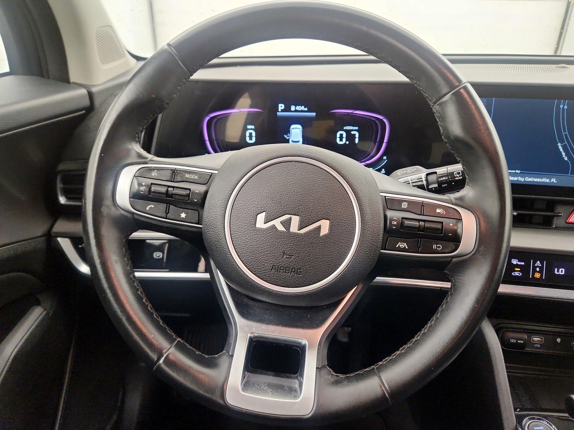 Thumbnail: 2023 Kia Sportage - 10