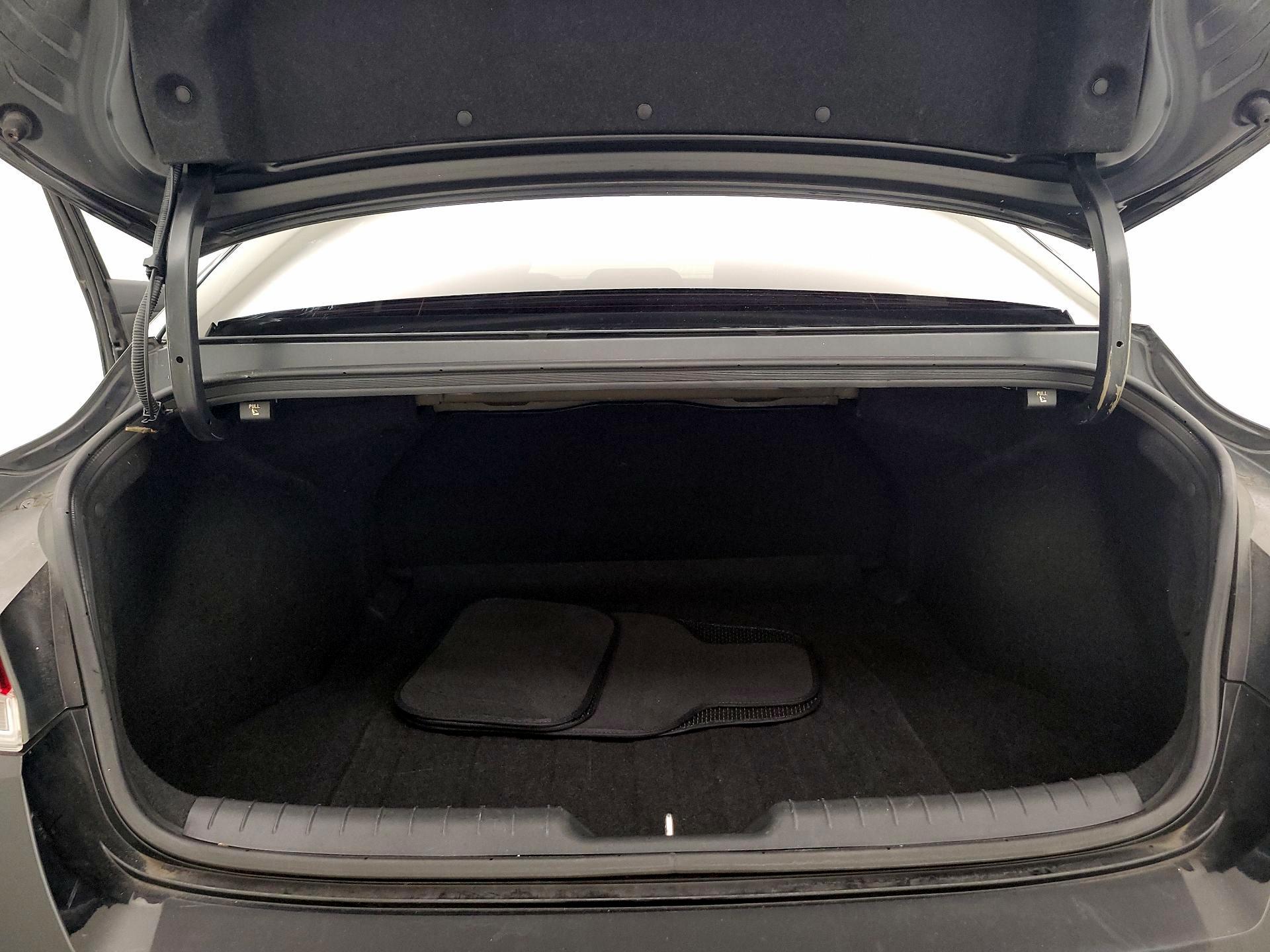 Thumbnail: 2022 Hyundai Elantra - 20