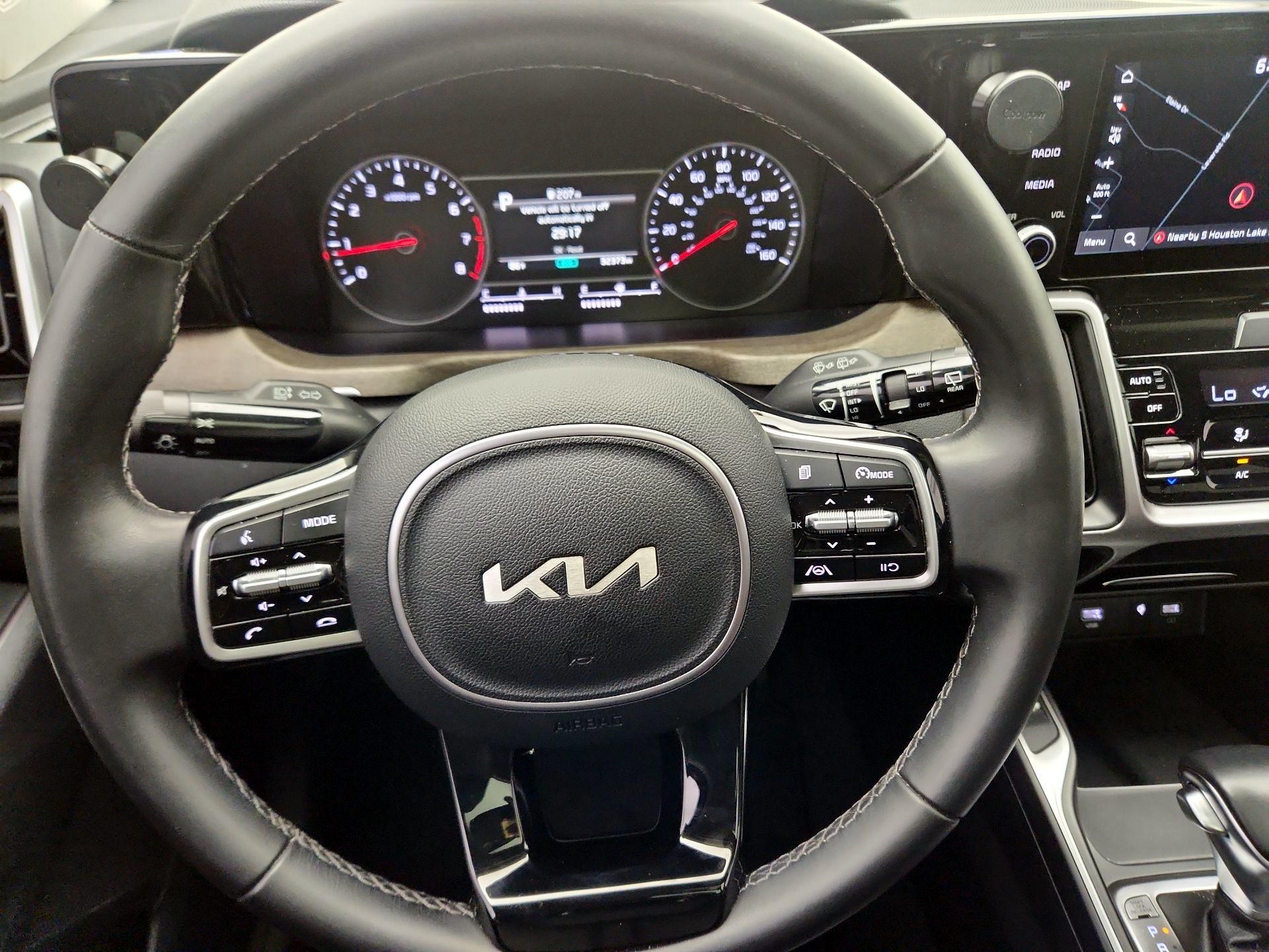 Thumbnail: 2023 Kia Sorento - 10