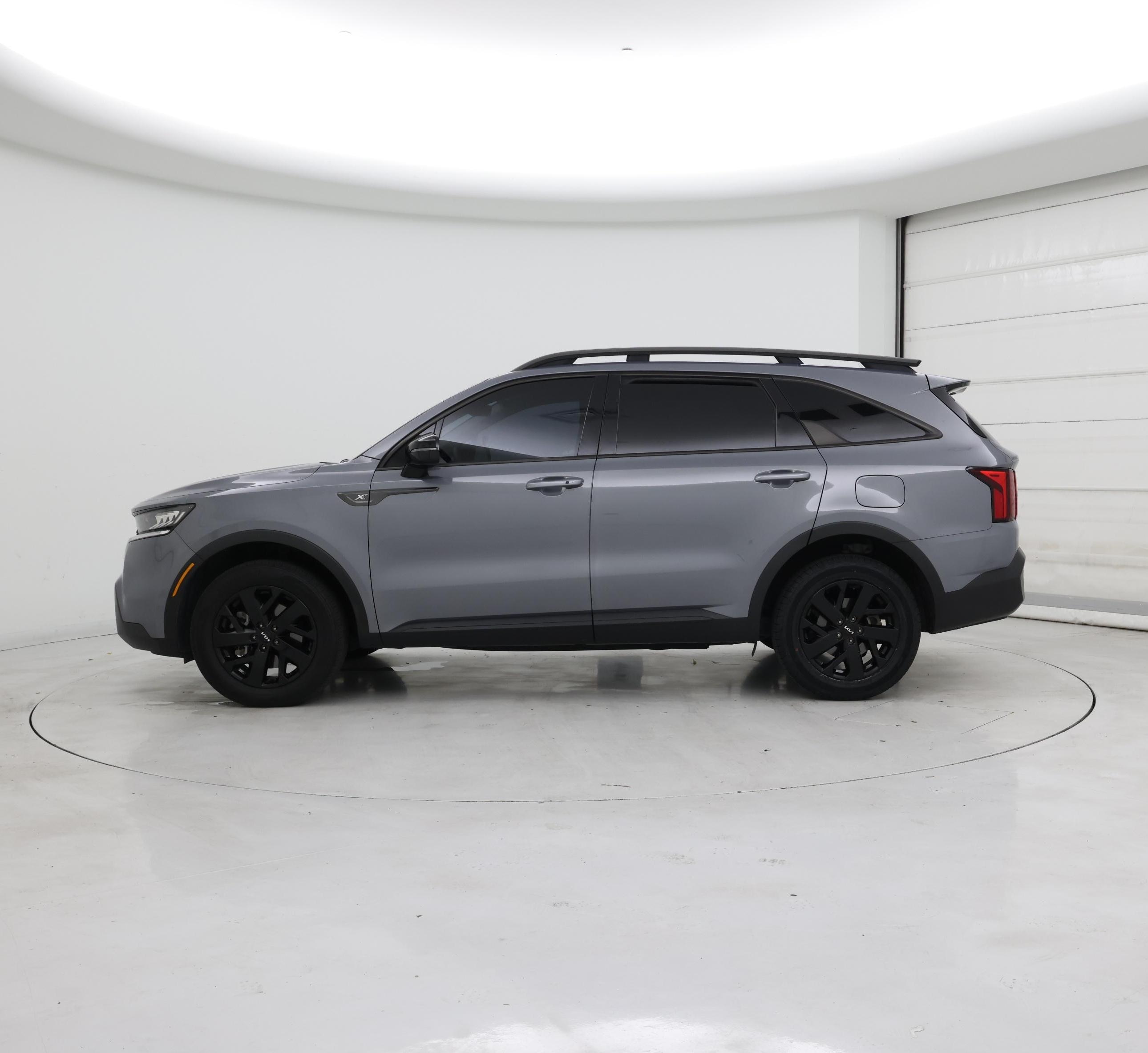 Thumbnail: 2023 Kia Sorento - 3