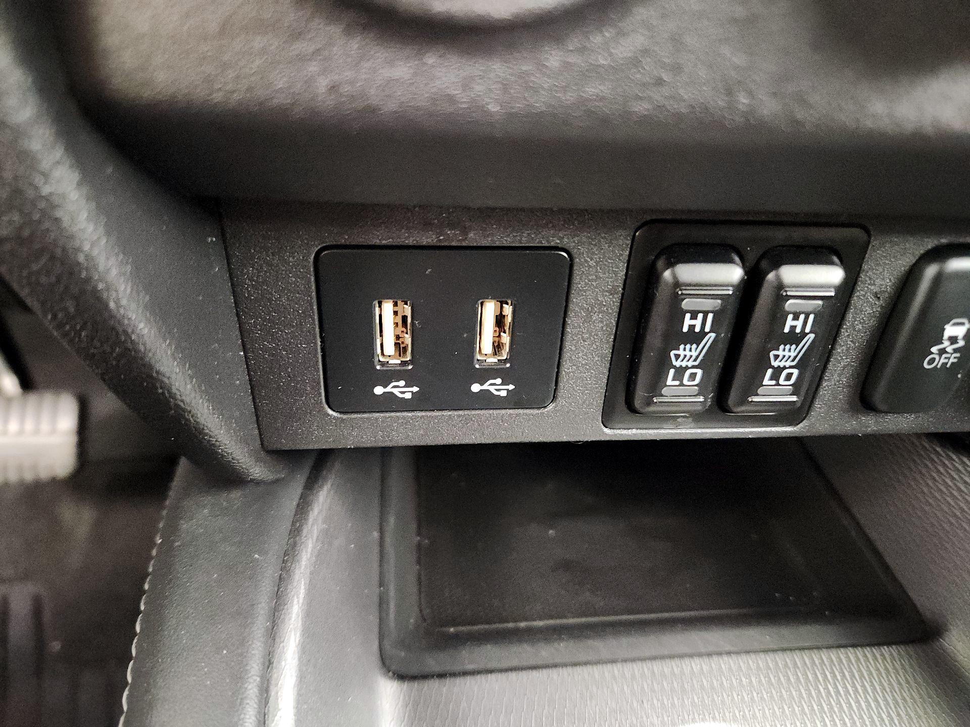 Thumbnail: 2020 Mitsubishi Outlander Sport - 18