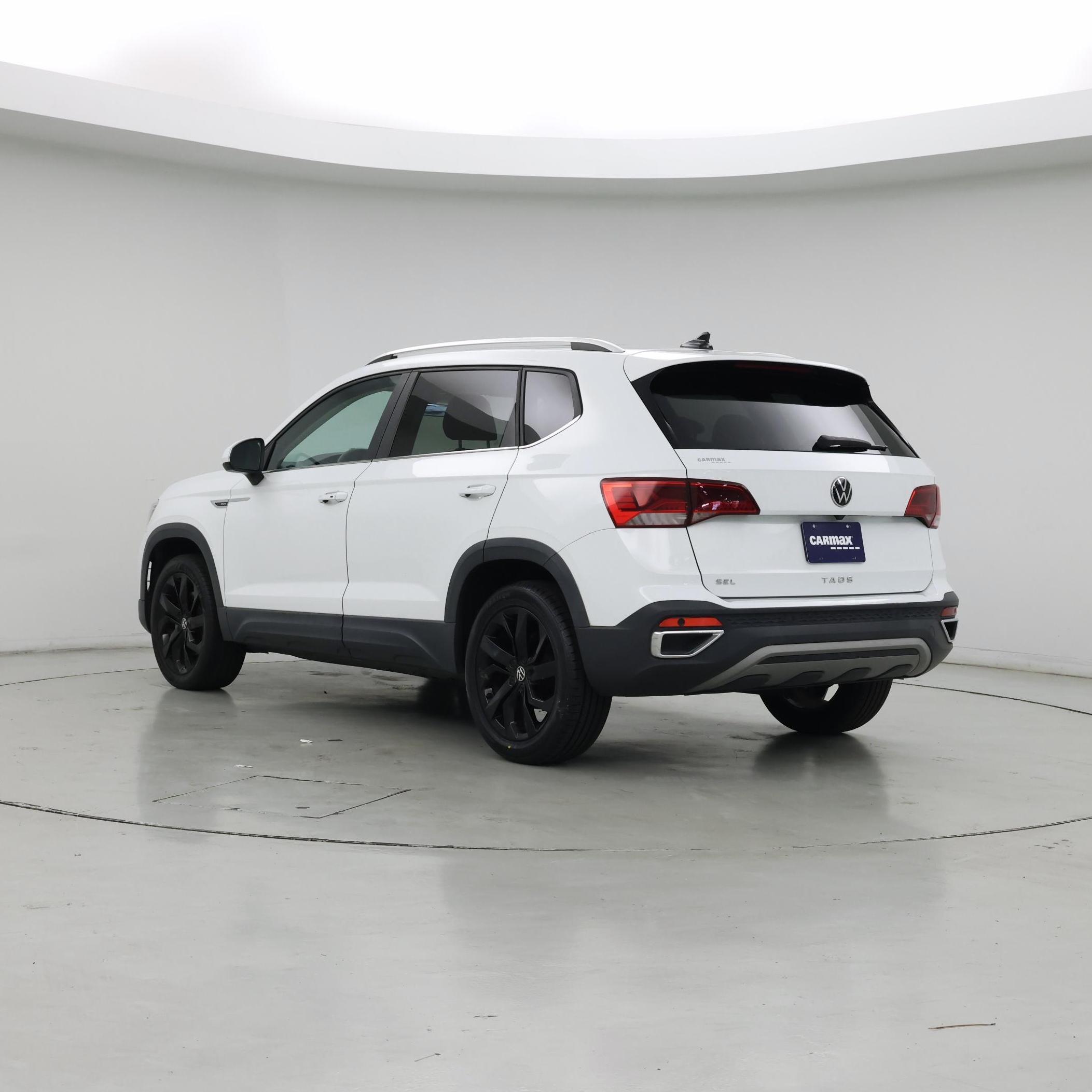 Thumbnail: 2022 Volkswagen Taos - 2