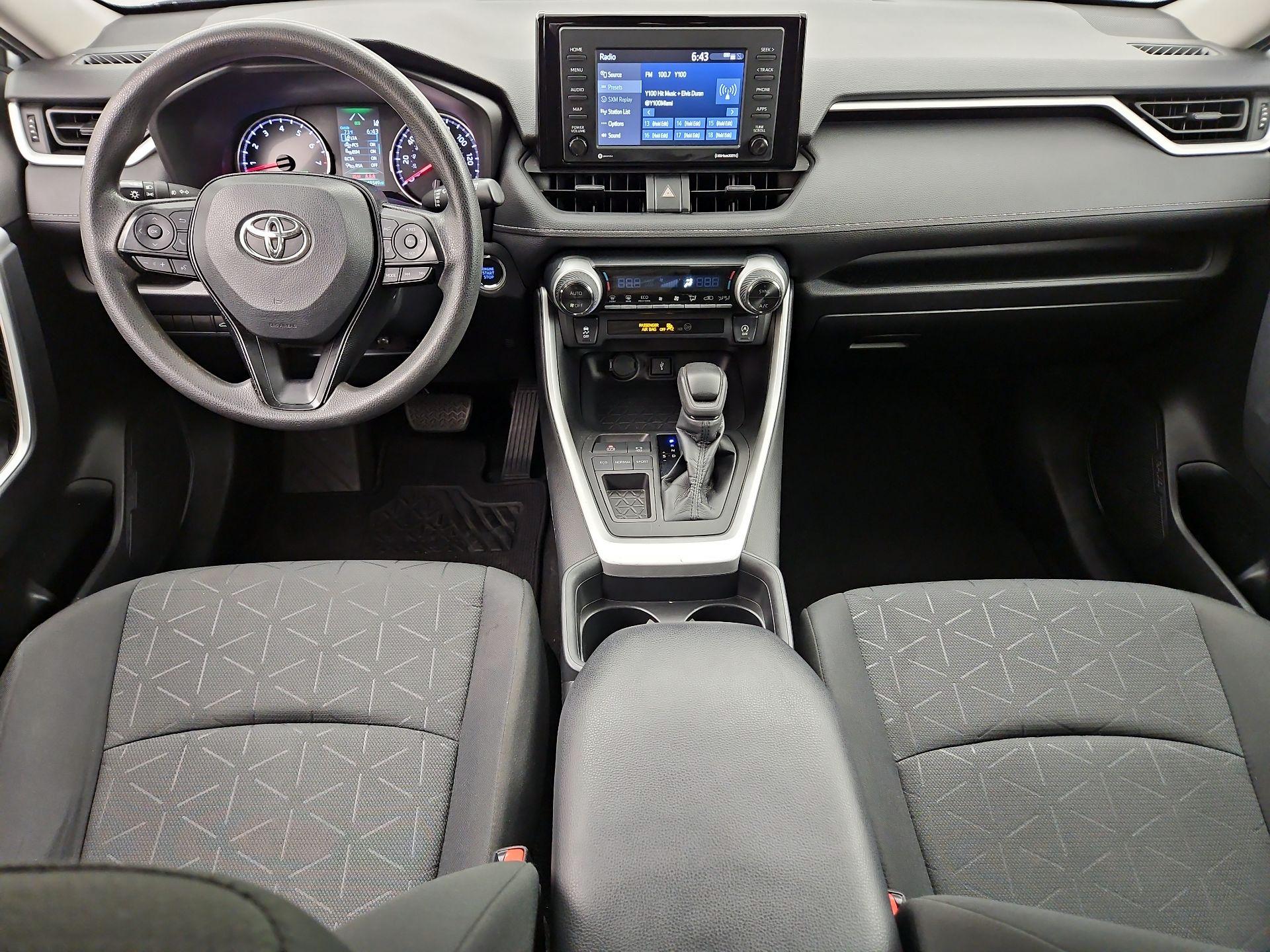 Thumbnail: 2021 Toyota RAV4 - 9