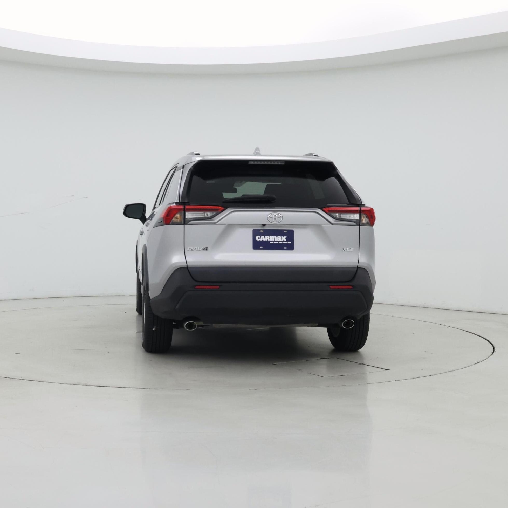 Thumbnail: 2021 Toyota RAV4 - 6