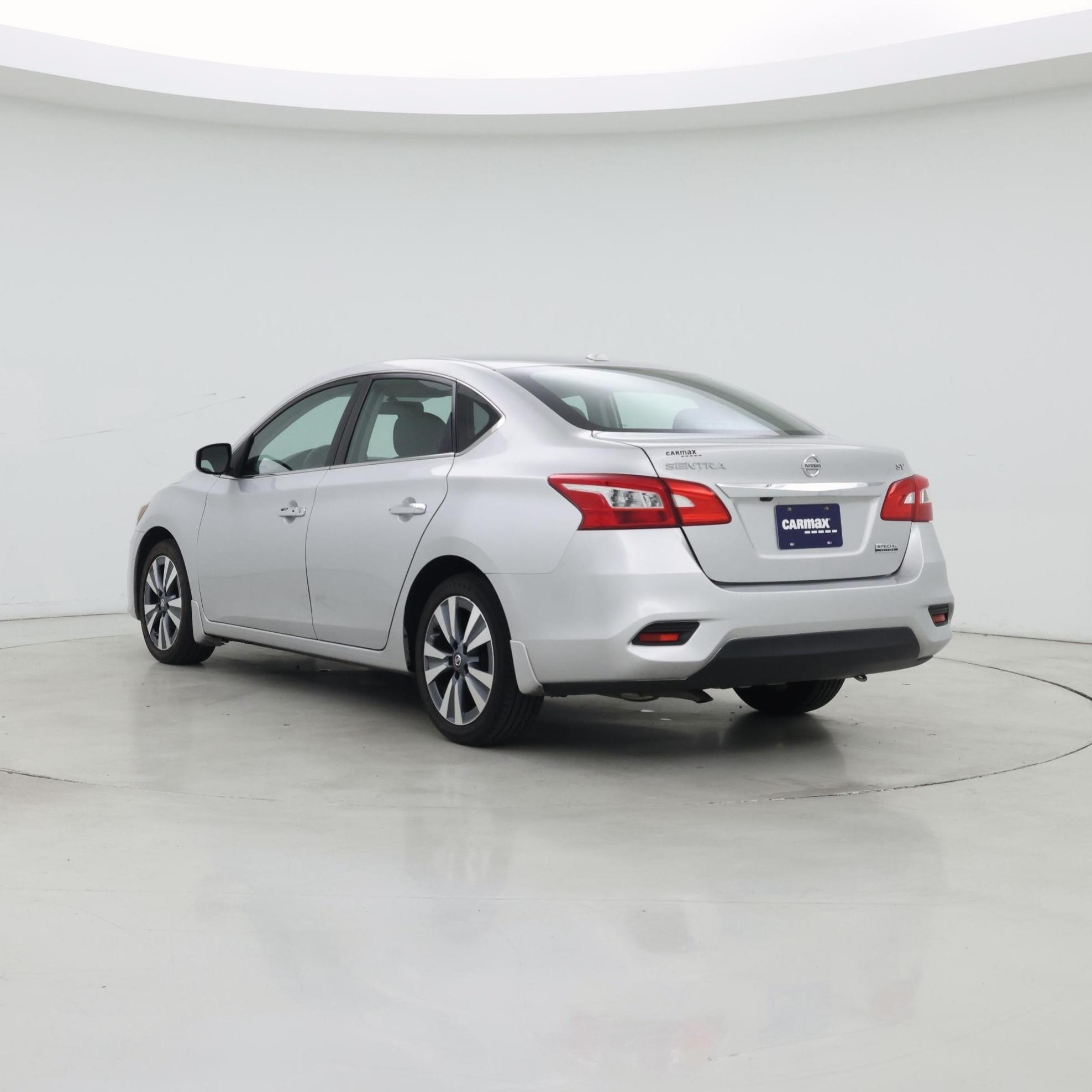Thumbnail: 2019 Nissan Sentra - 2