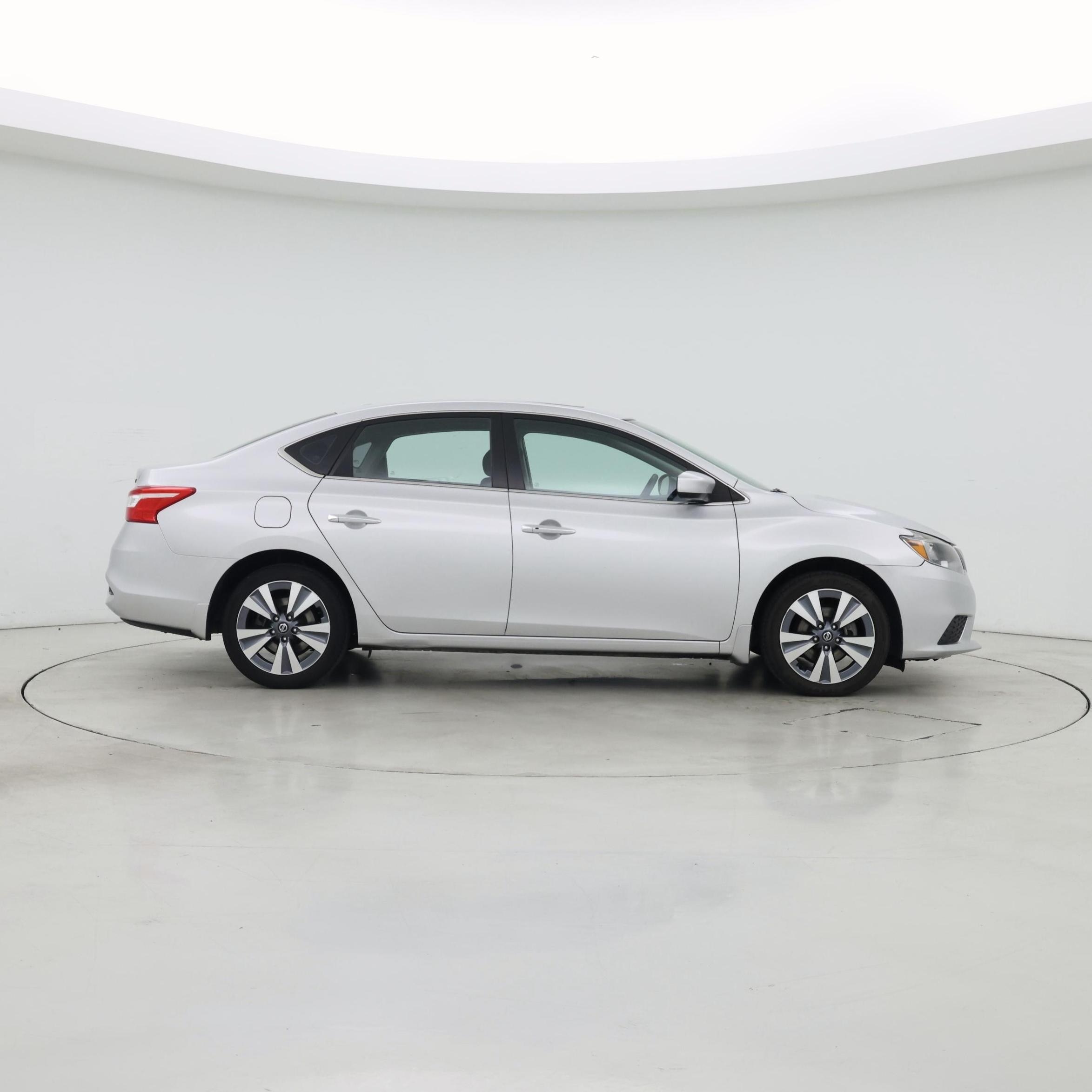 Thumbnail: 2019 Nissan Sentra - 7