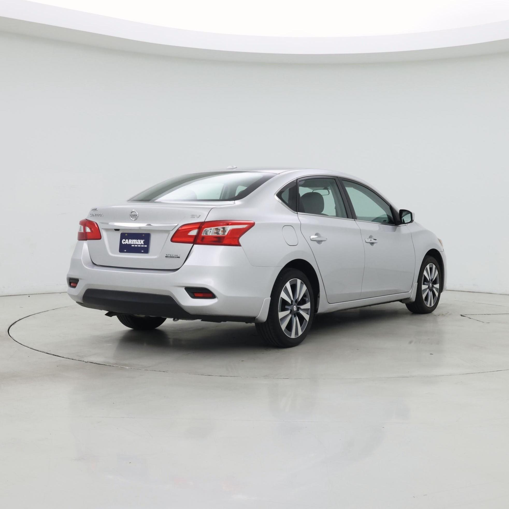 Thumbnail: 2019 Nissan Sentra - 8