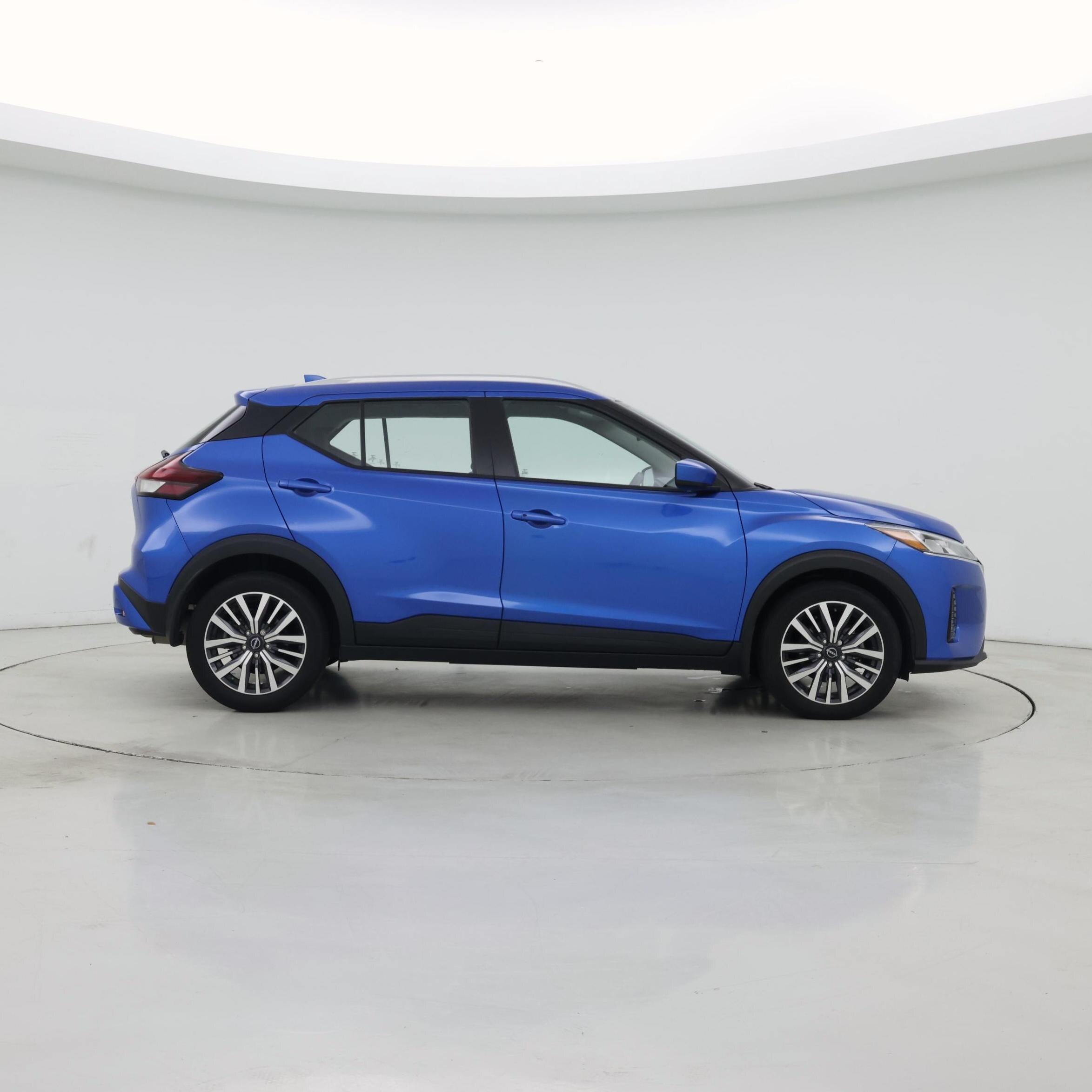 Thumbnail: 2023 Nissan Kicks - 7